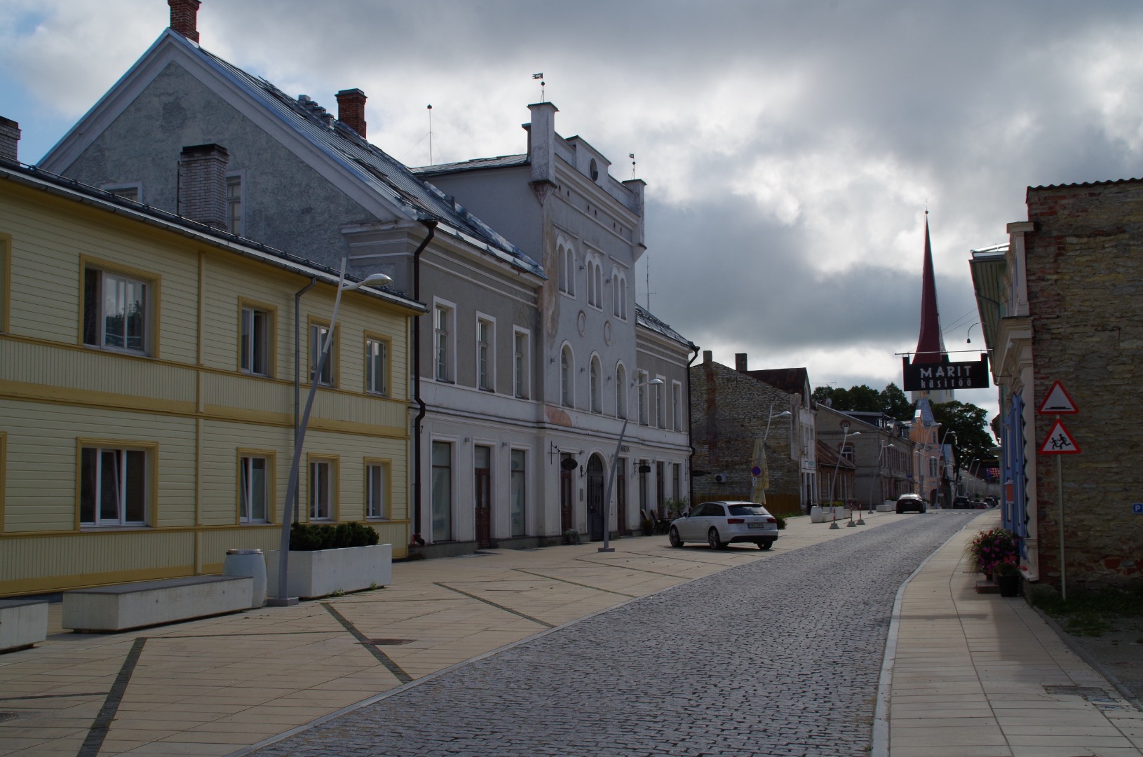 Vaade Pikale tänavale Rakveres. rephoto