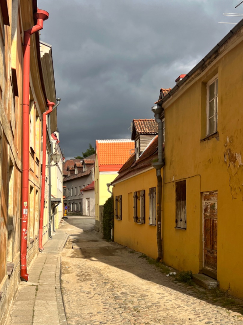 „Vanalinn“ - Tallinn. Vaade vanalinna tänavale. rephoto