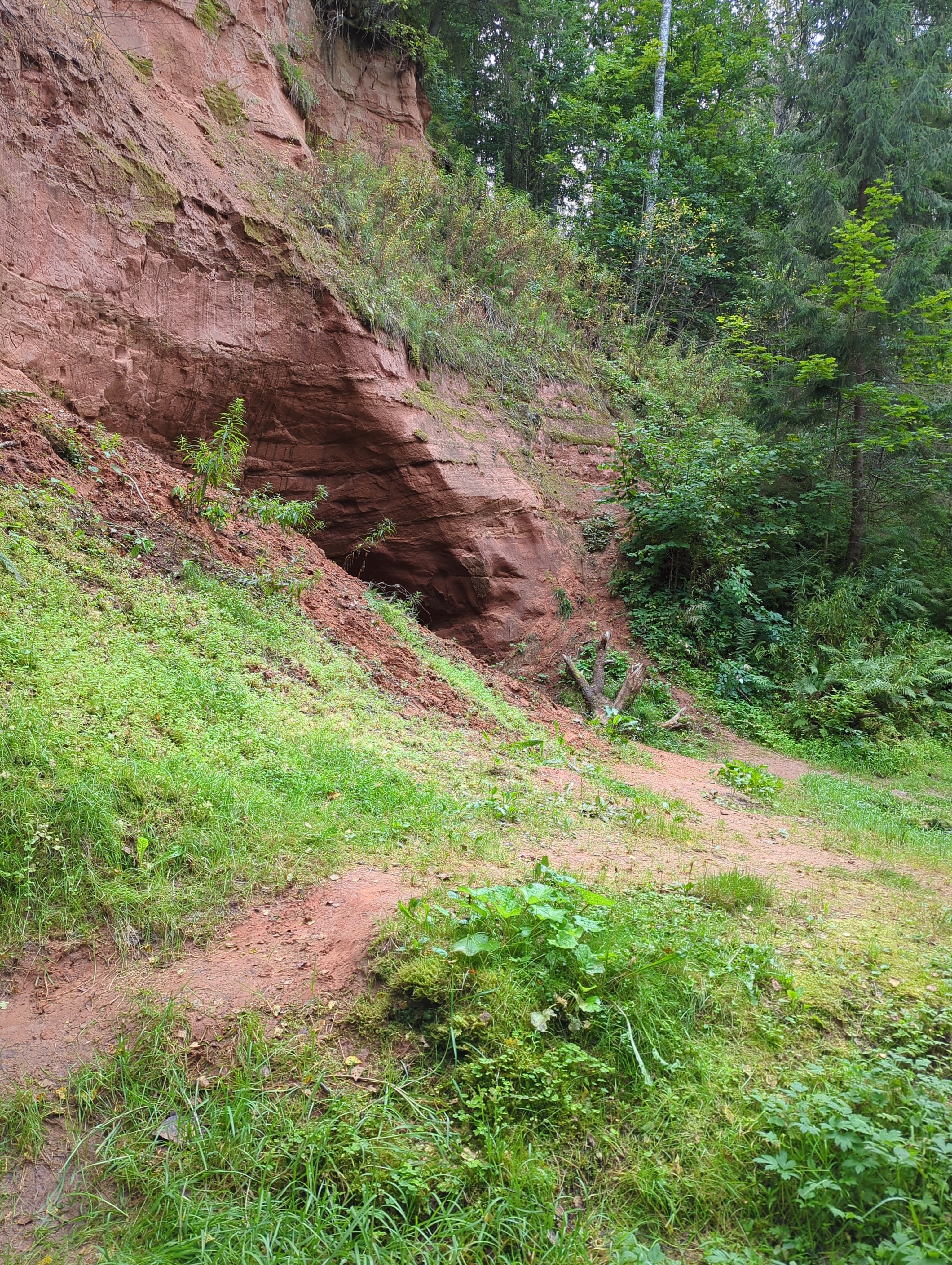 Põrguorg Siniallikul. rephoto