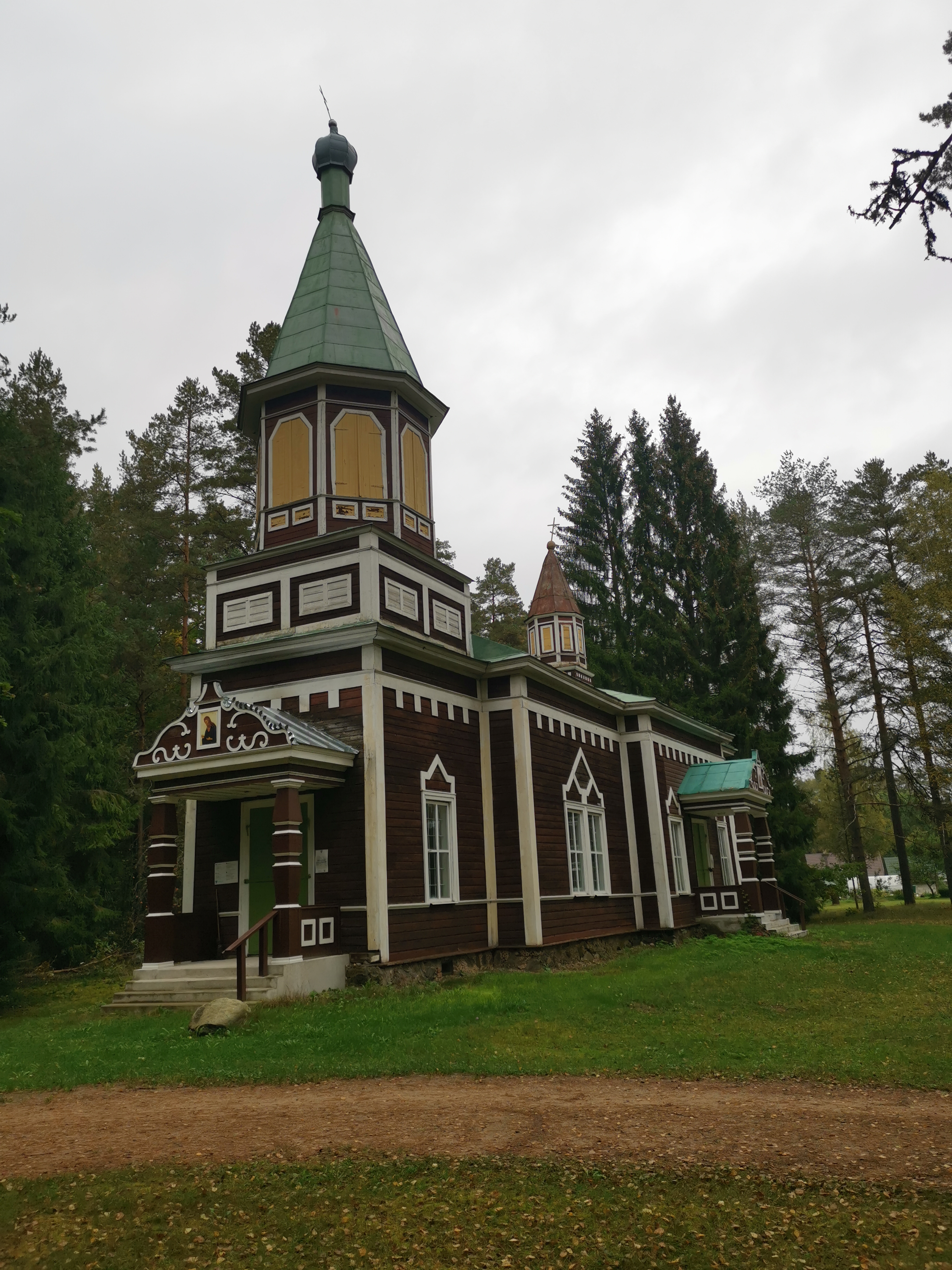 Photo. Church of Apostle-rightness on Varstu-Ritstsikul rephoto