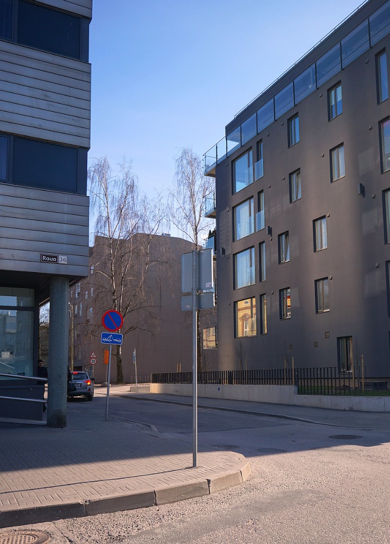 Kadriorg, Vilmsi ja Raua tänava nurk. rephoto