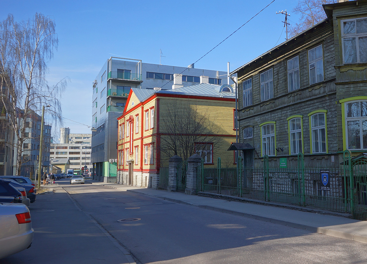 Kadriorg, Vilmsi tänav, vaade Raua tänava ja Narva maantee suunas. rephoto