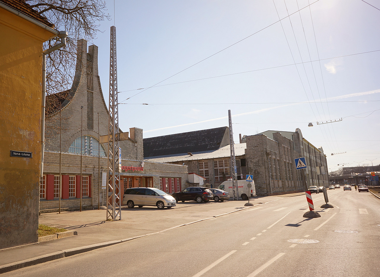 Lõuna tänav Lutheri vabriku hoonetega. rephoto