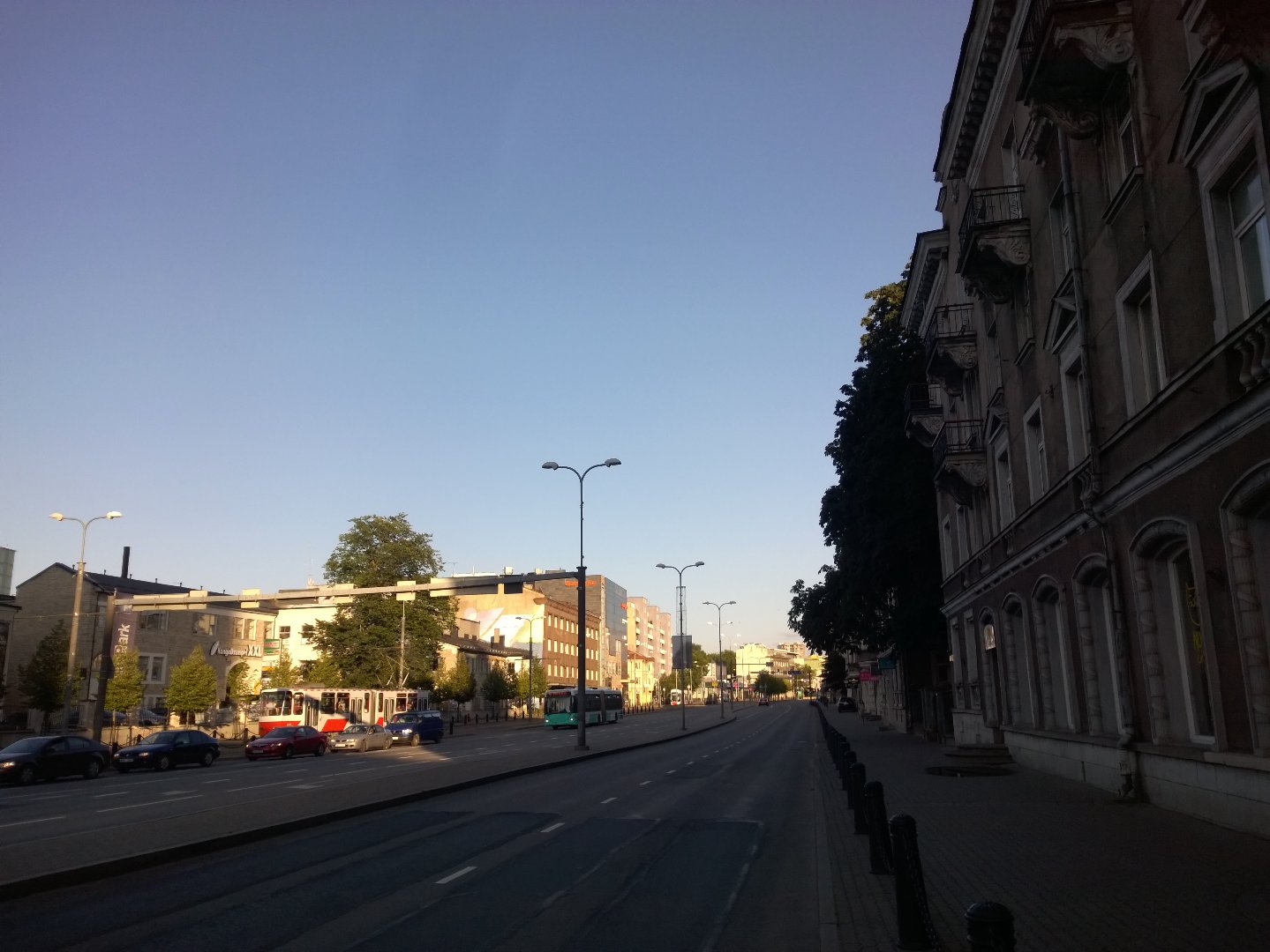 Tallinn, Kesklinn, Tartu maantee - vaade Lasnamäe suunas. rephoto