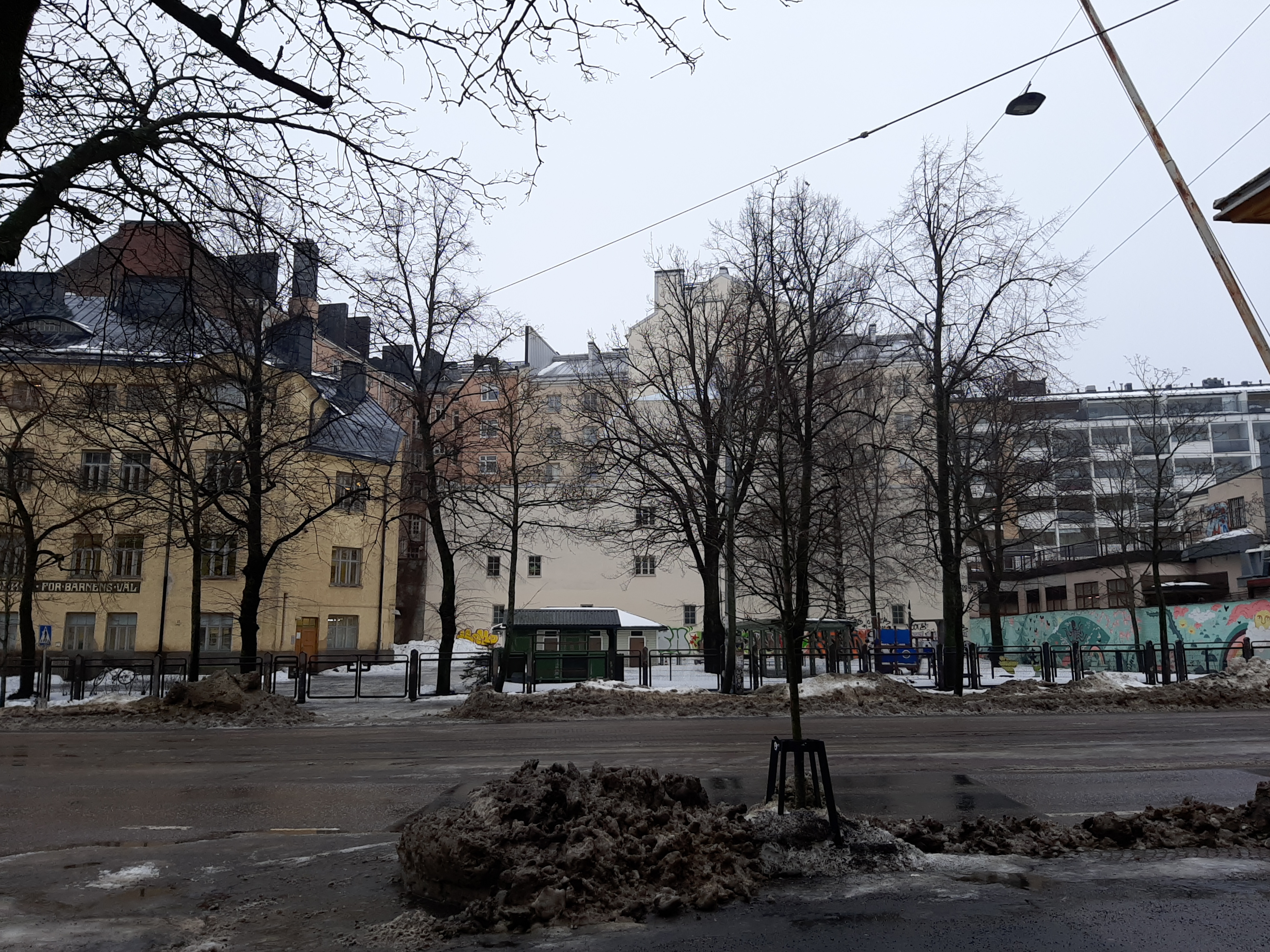 Helsinginkatu 3-5. Ebeneser. Pihakuva rephoto