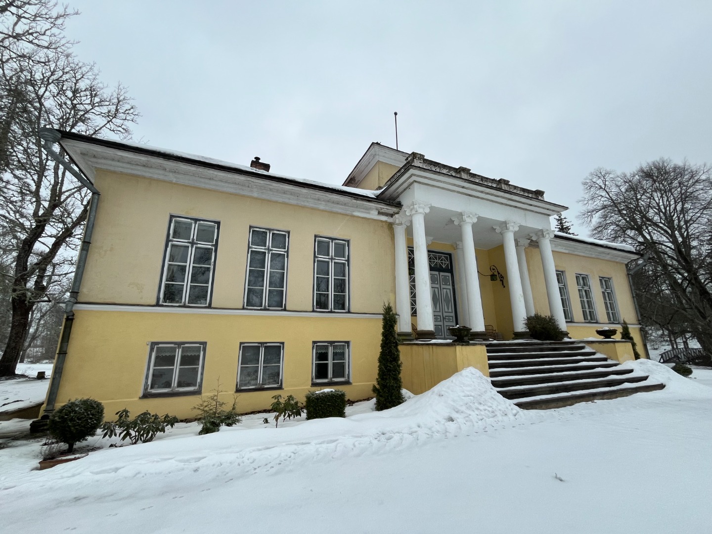 Pirgu mõisahoone pärast restaureerimist. rephoto