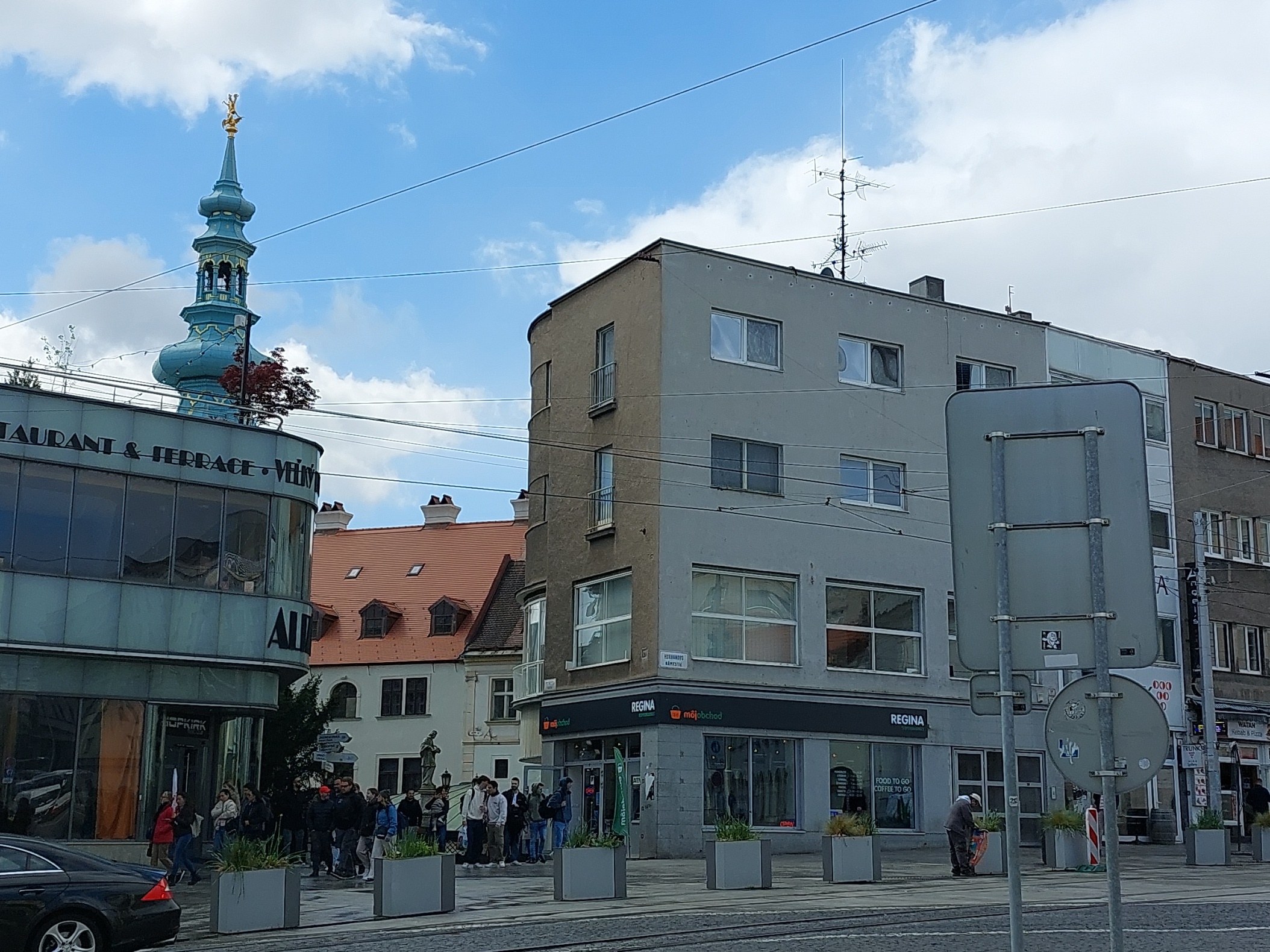 Michaeler-Tor in Bratislava - lang rephoto