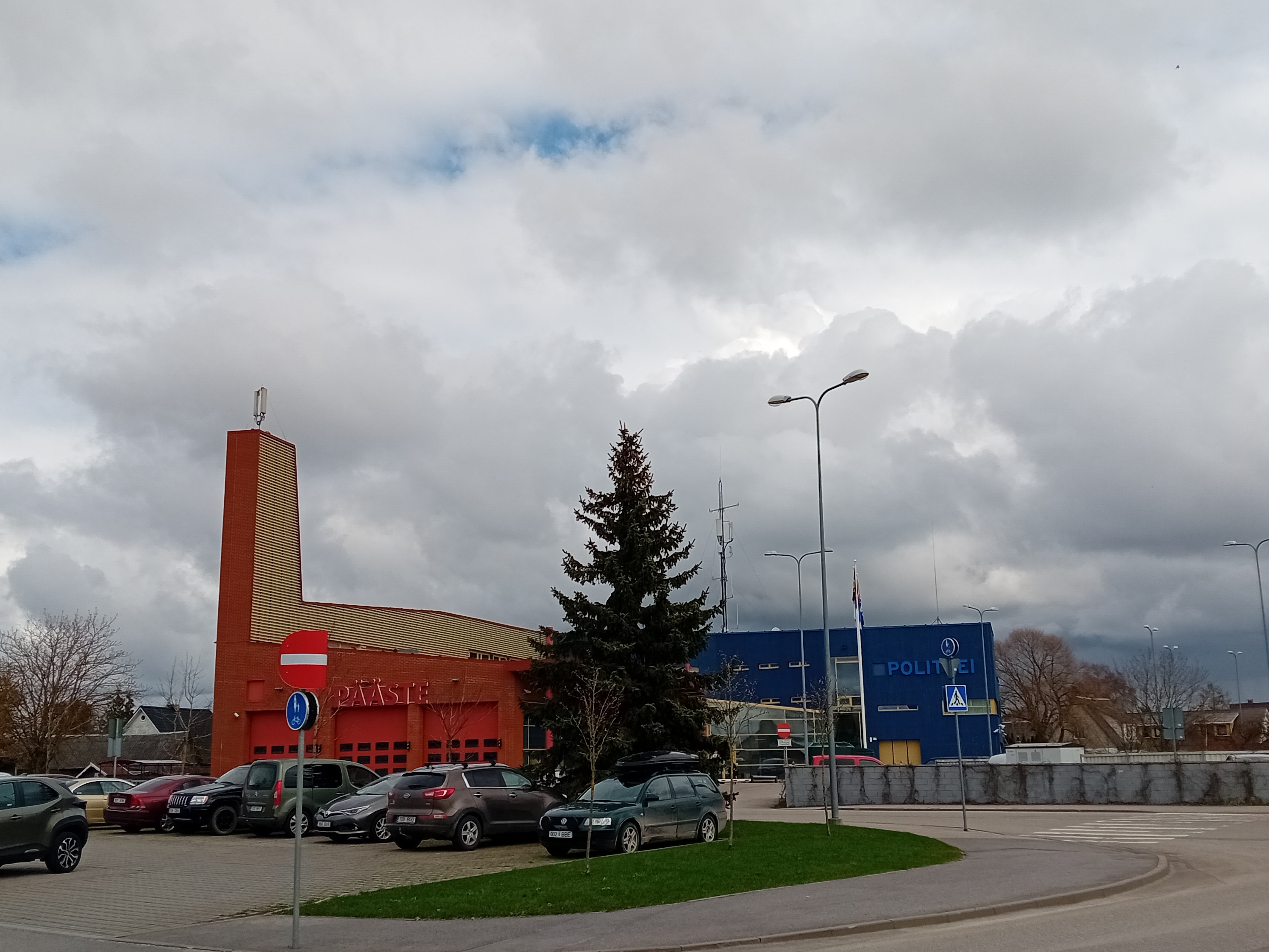 Linna uus tuletõrjedepoo rephoto