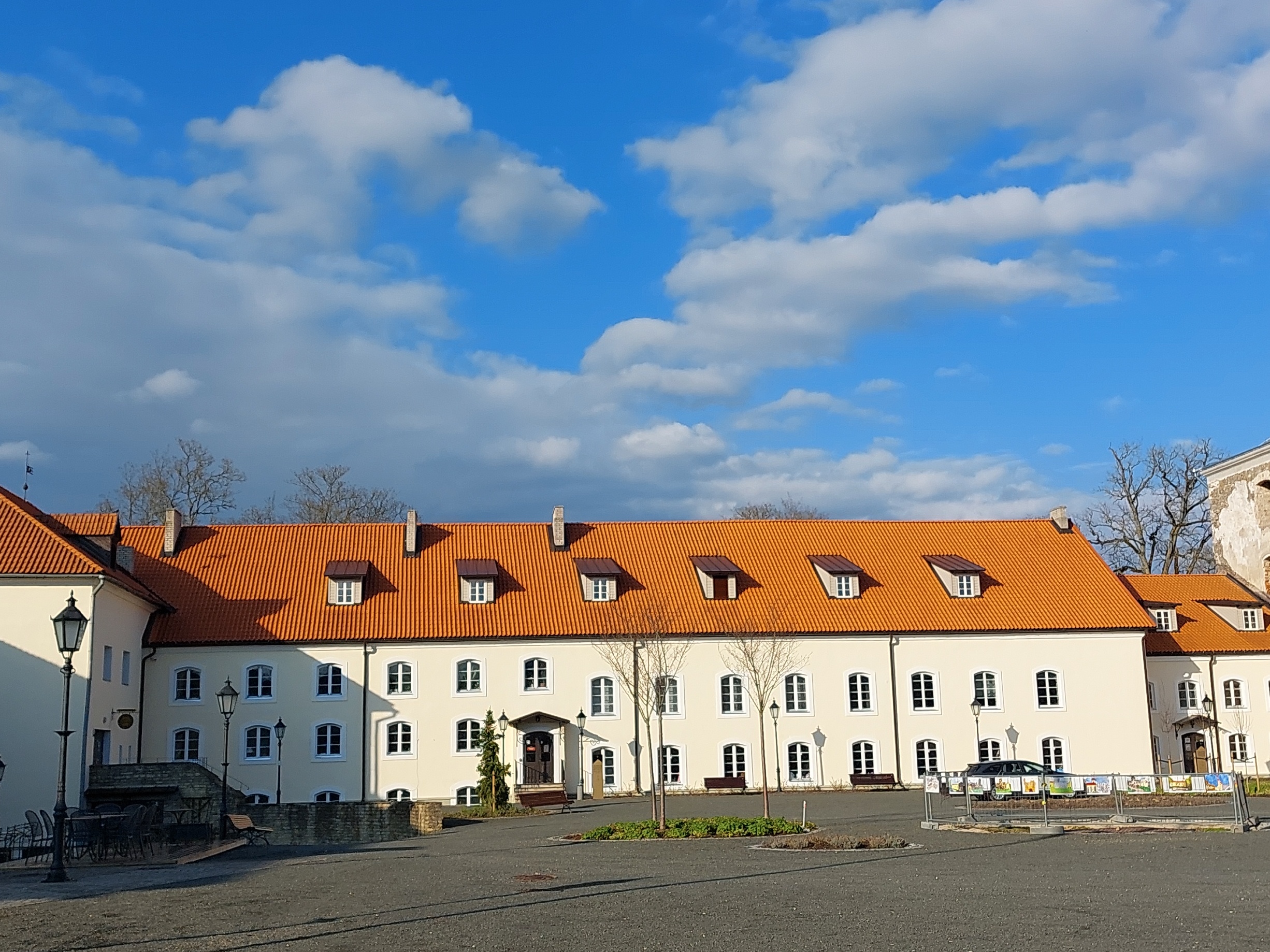 Poltsamaa castle - panoramio - Põltsamaa Castle rephoto