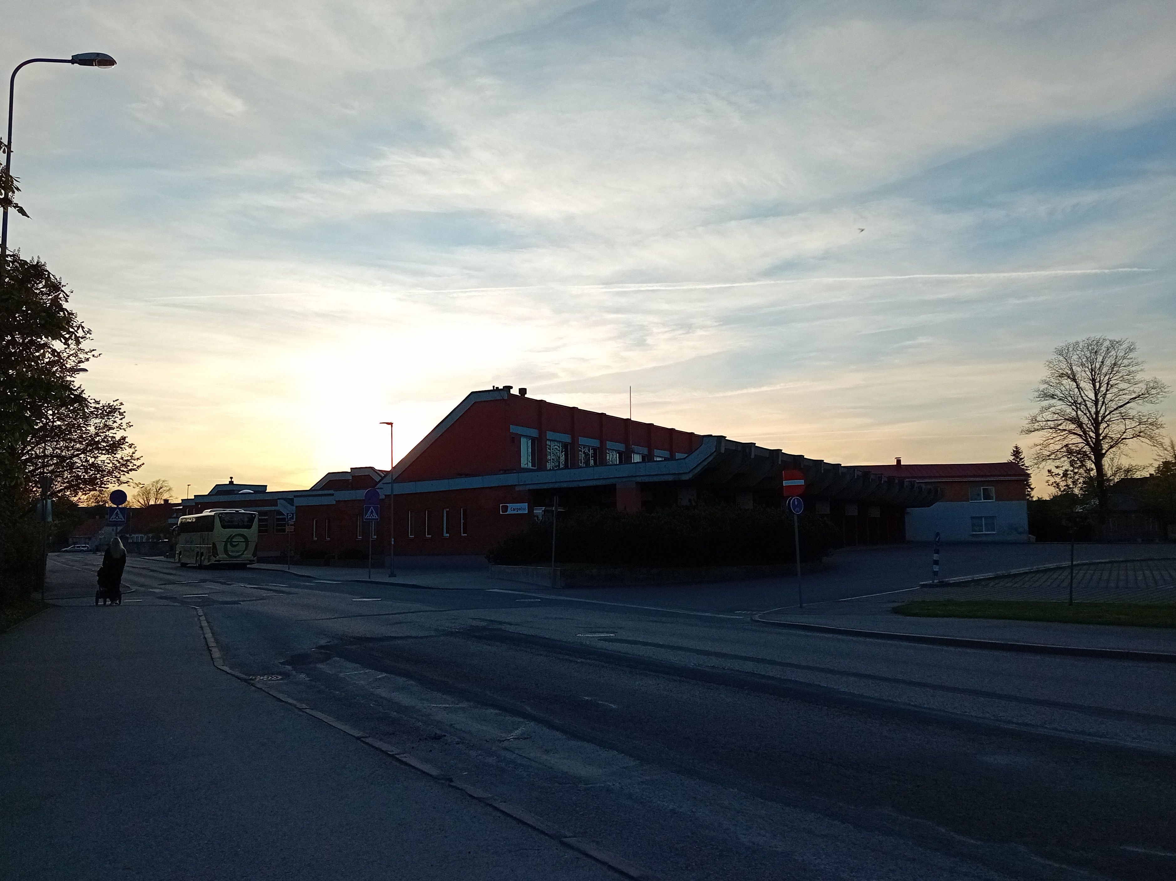 Kuressaare bussijaam. Arhitekt Maie Penjam rephoto