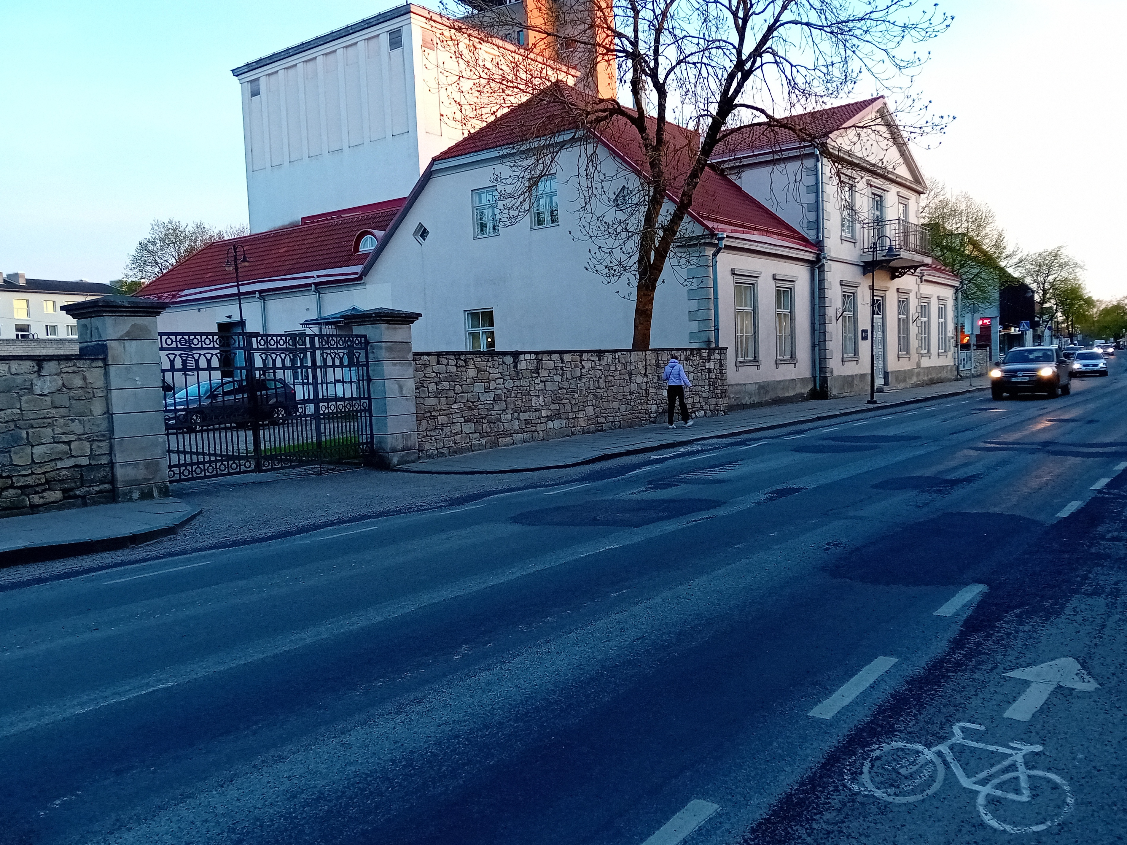 Kuressaare Teatri auto: väljasõit mandrile (etendus "Puunukk seikleb") rephoto