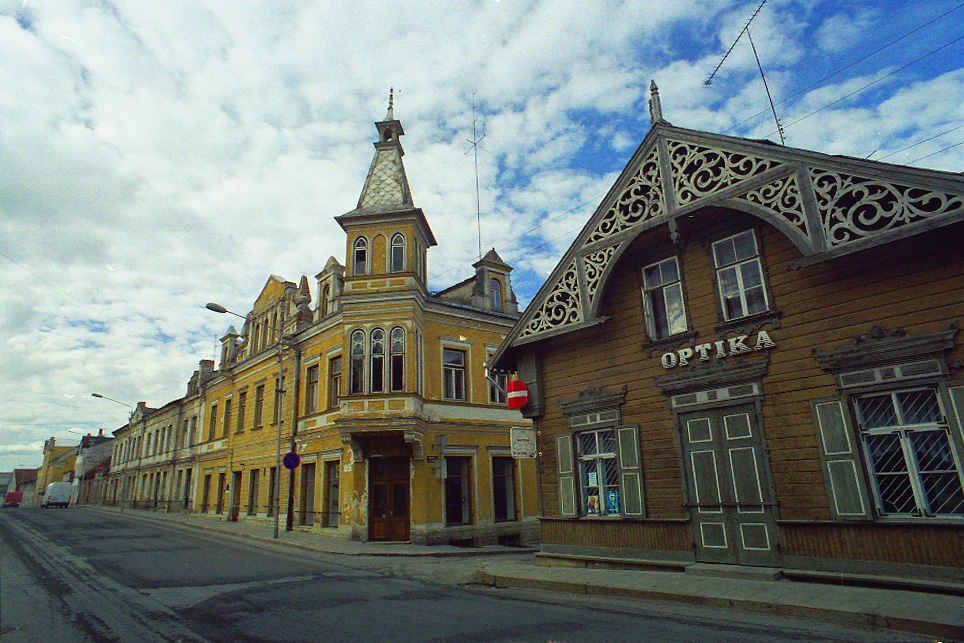 Rakvere, tänav kesklinnas. rephoto