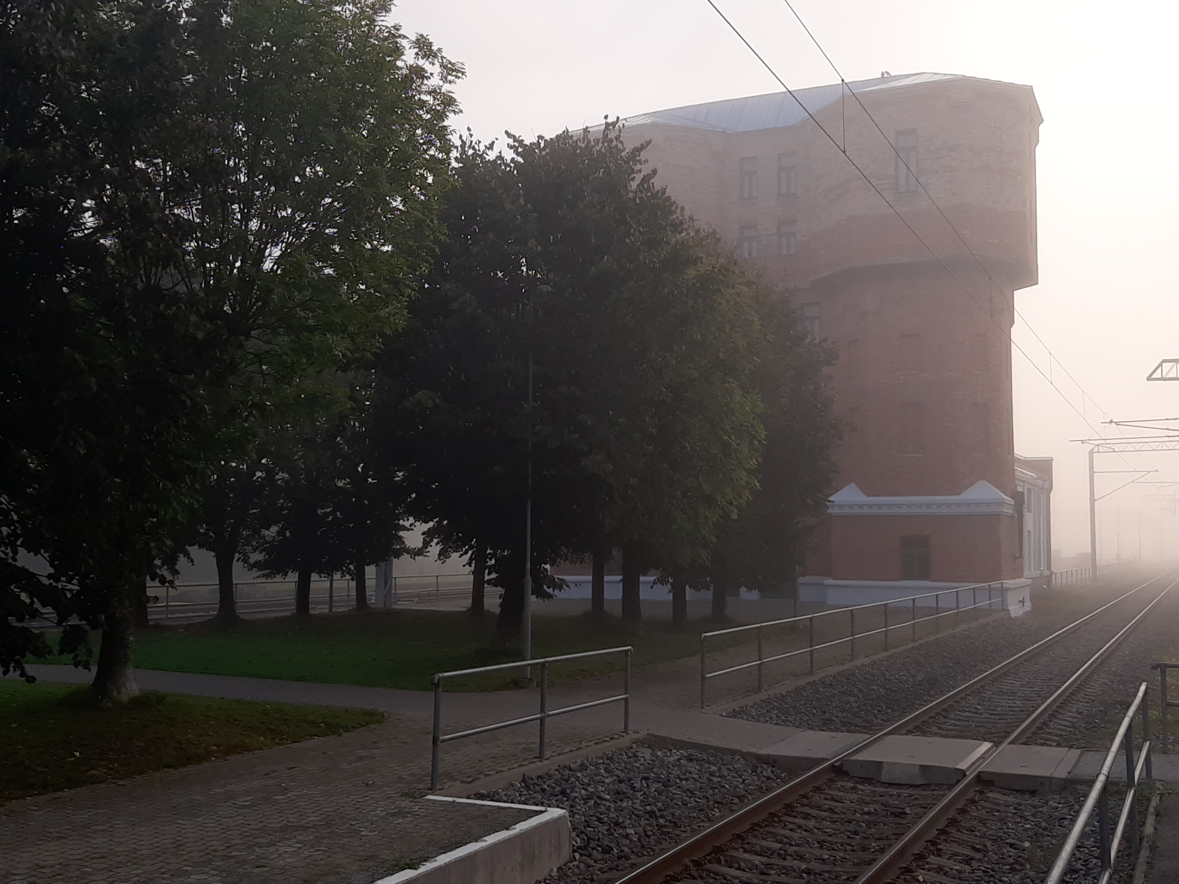 Kill the water tower of the railway station. rephoto