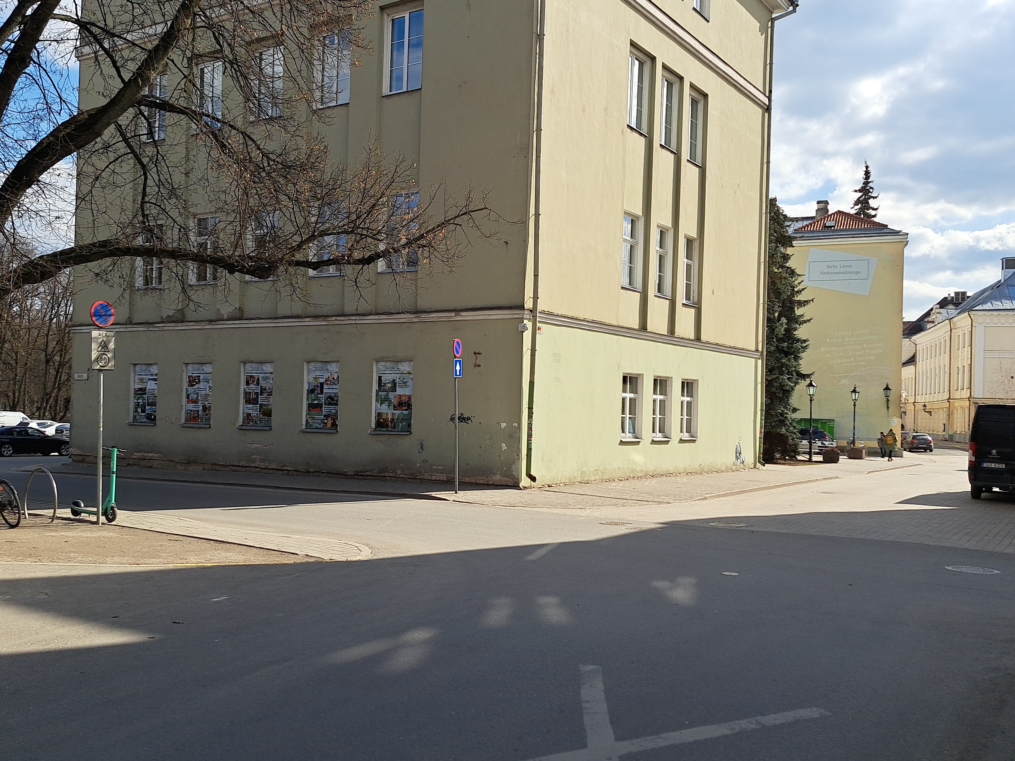 Crossing place between the company and Gild Street. rephoto