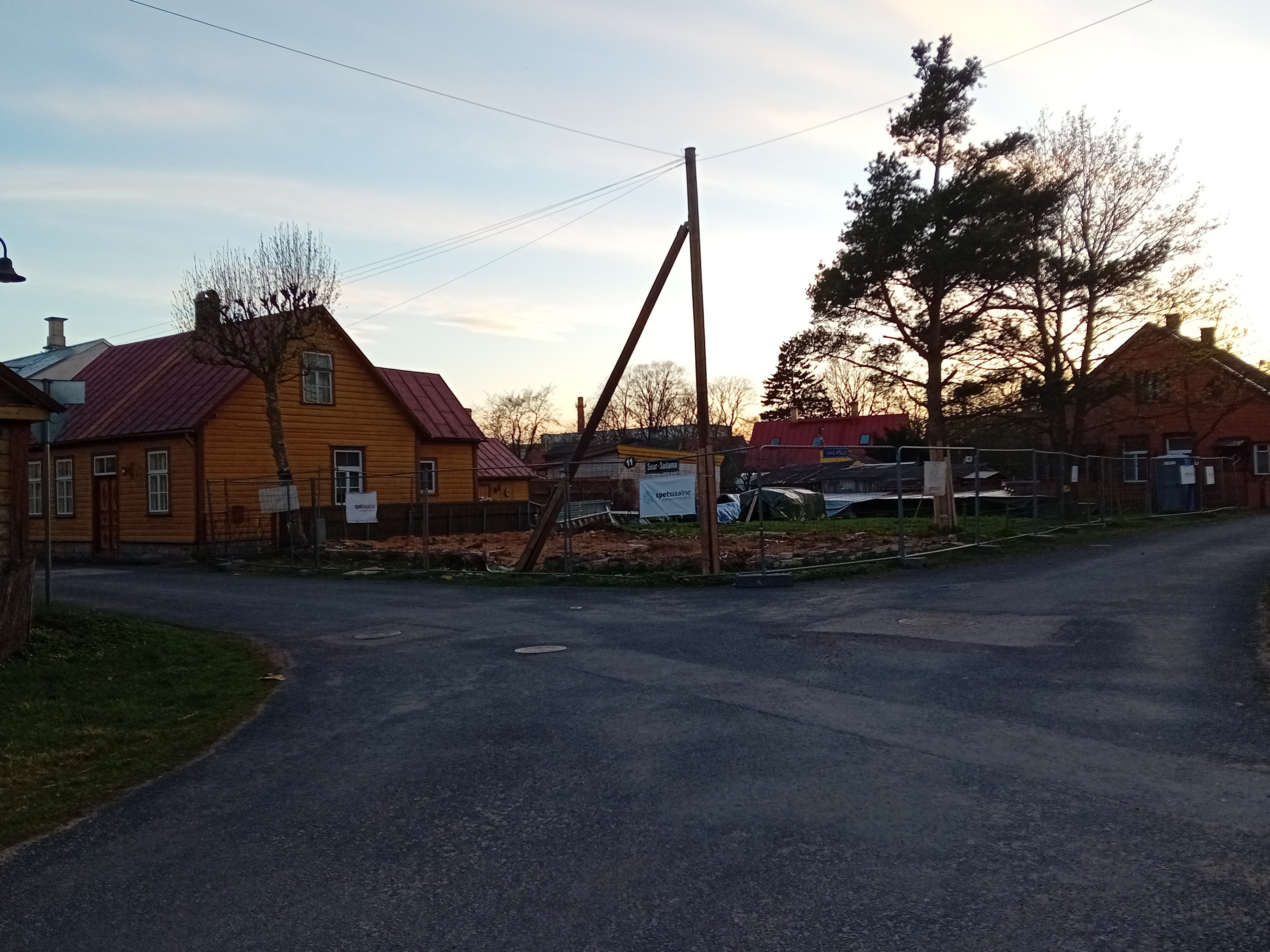 Suur-Sadama 11, Kuressaare 24.04.2023 rephoto
