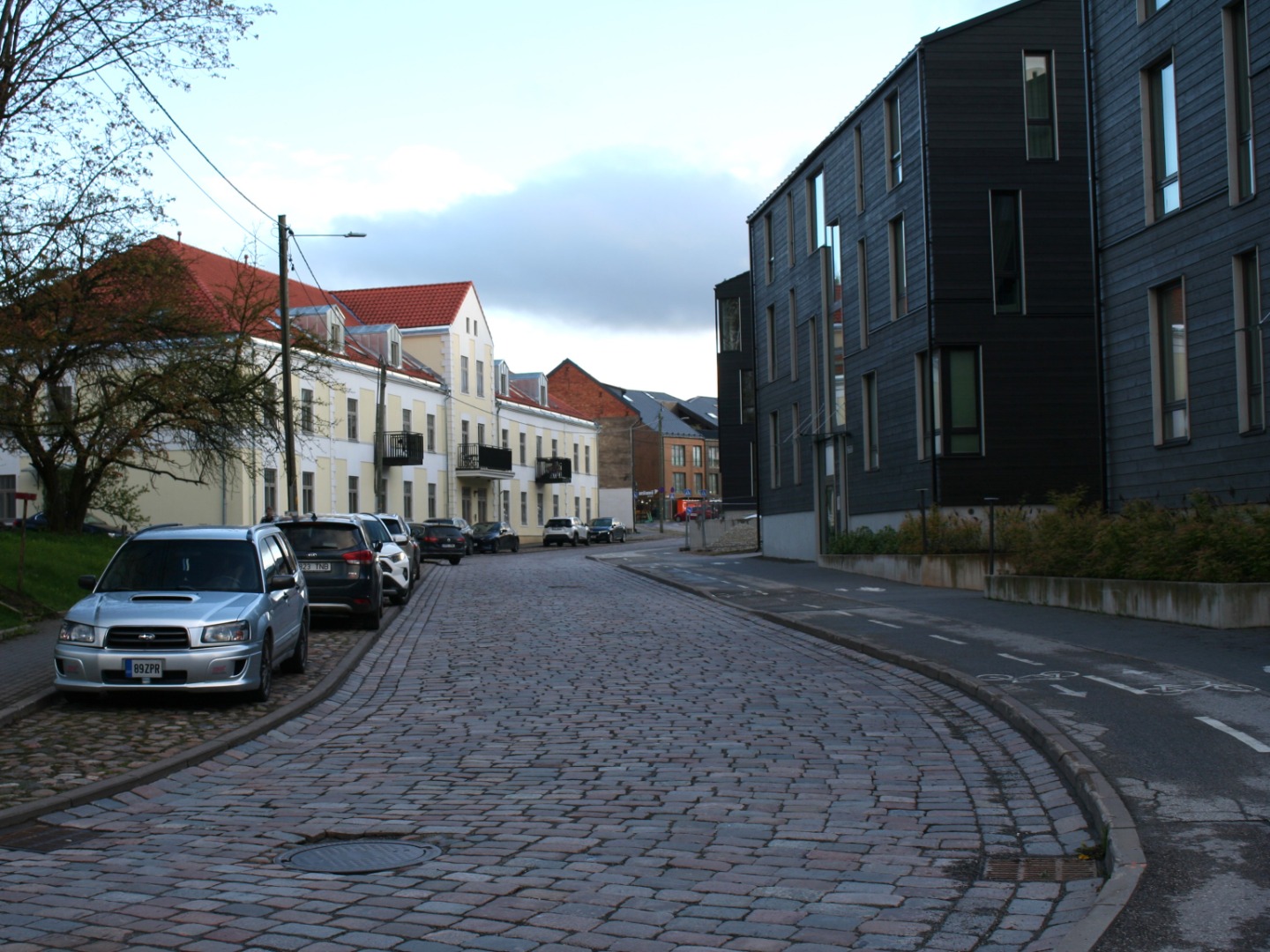 War breaks in Tartu, ruins in Park and Star Street, on the left park sauna rephoto