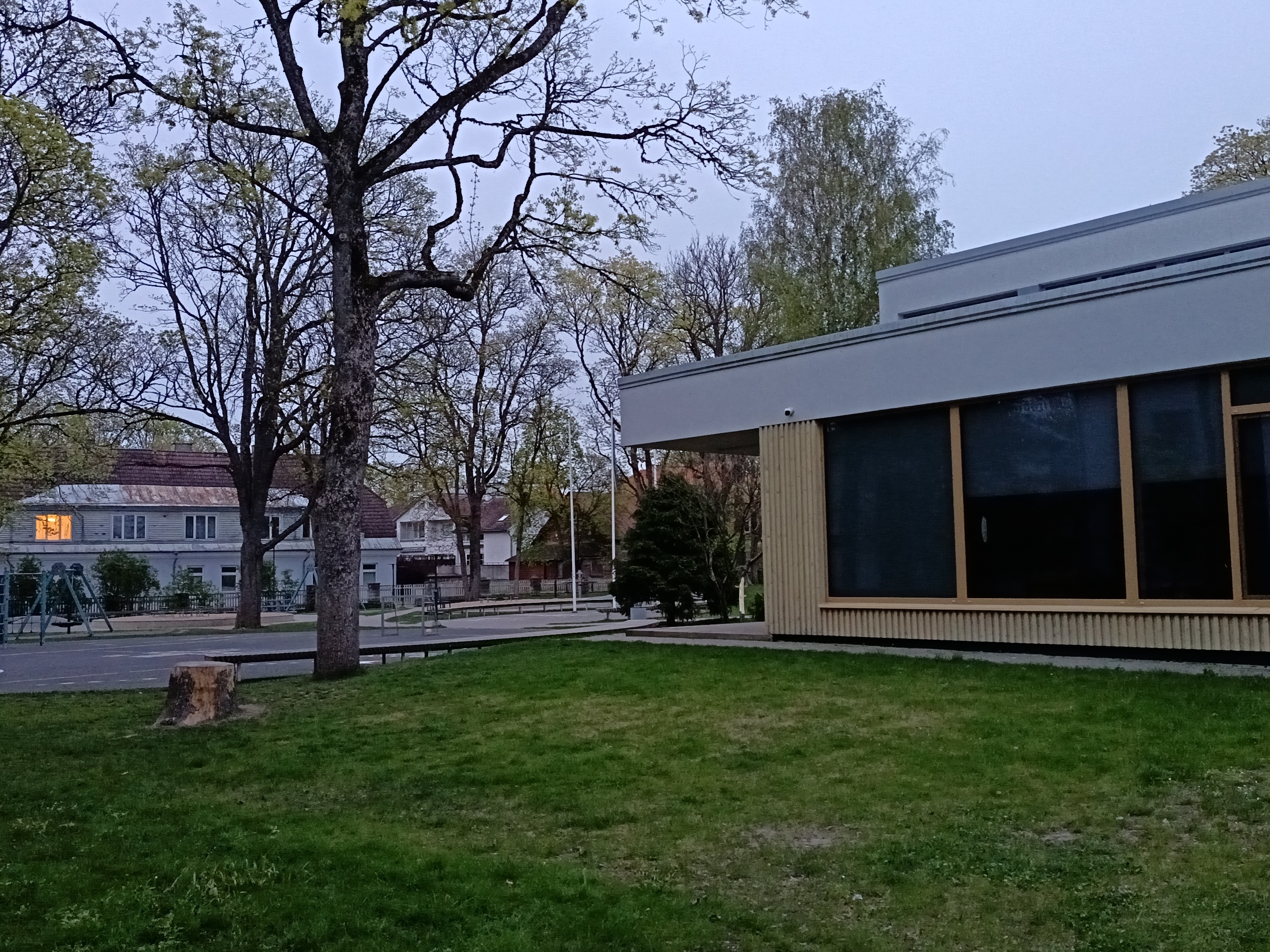 Vinnaga kaev pargis, [Maacki aias]. rephoto
