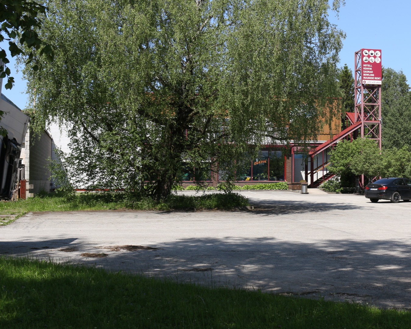 negatiiv, Viljandi KEK-i adminhoone (eemalt), 1970-ndad rephoto