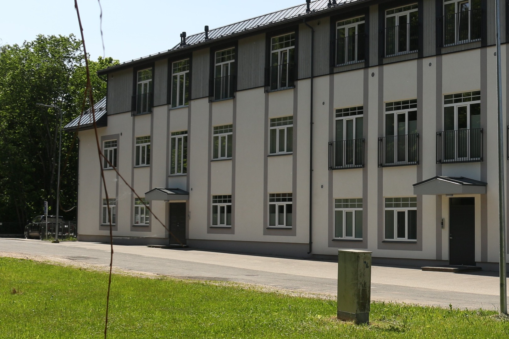 foto, Viljandi, Hariduse tn, kapitaalremonditöökoja kontor'i ehitus, 1958, foto E. Veliste rephoto