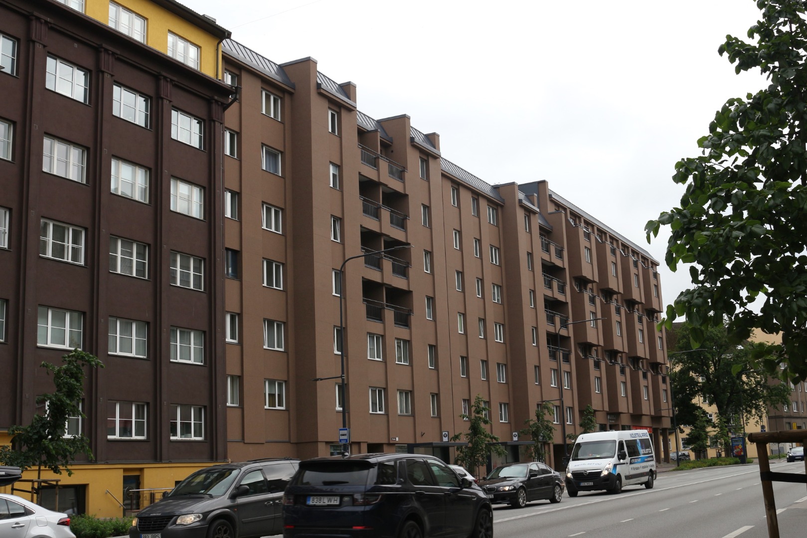 Apartment in Tallinn at the corner of Pronksi and Raua, view of the building at the finishing stage rephoto