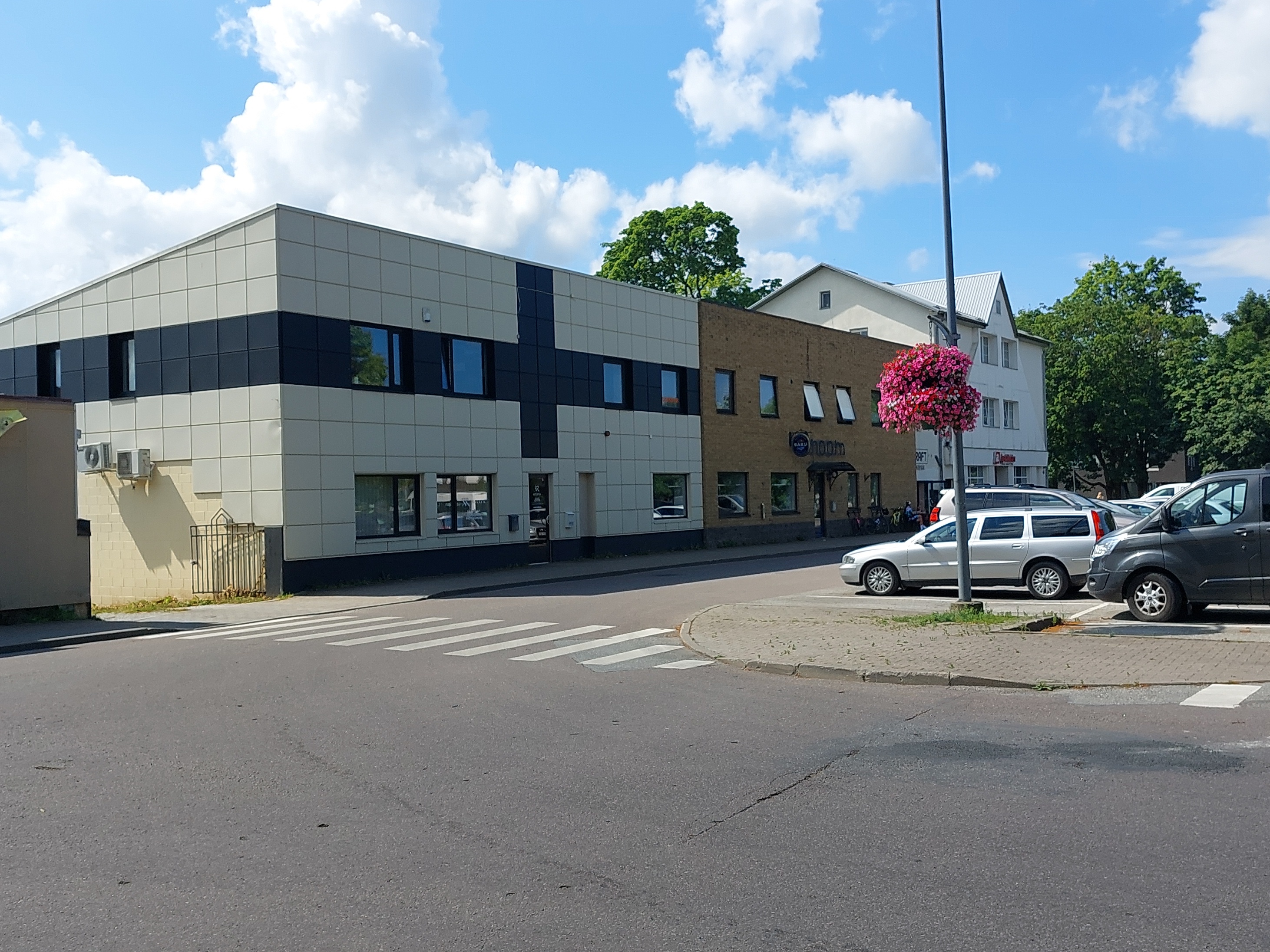 Keskväljak 3 Tallinna pank, Gnoom Keilas rephoto