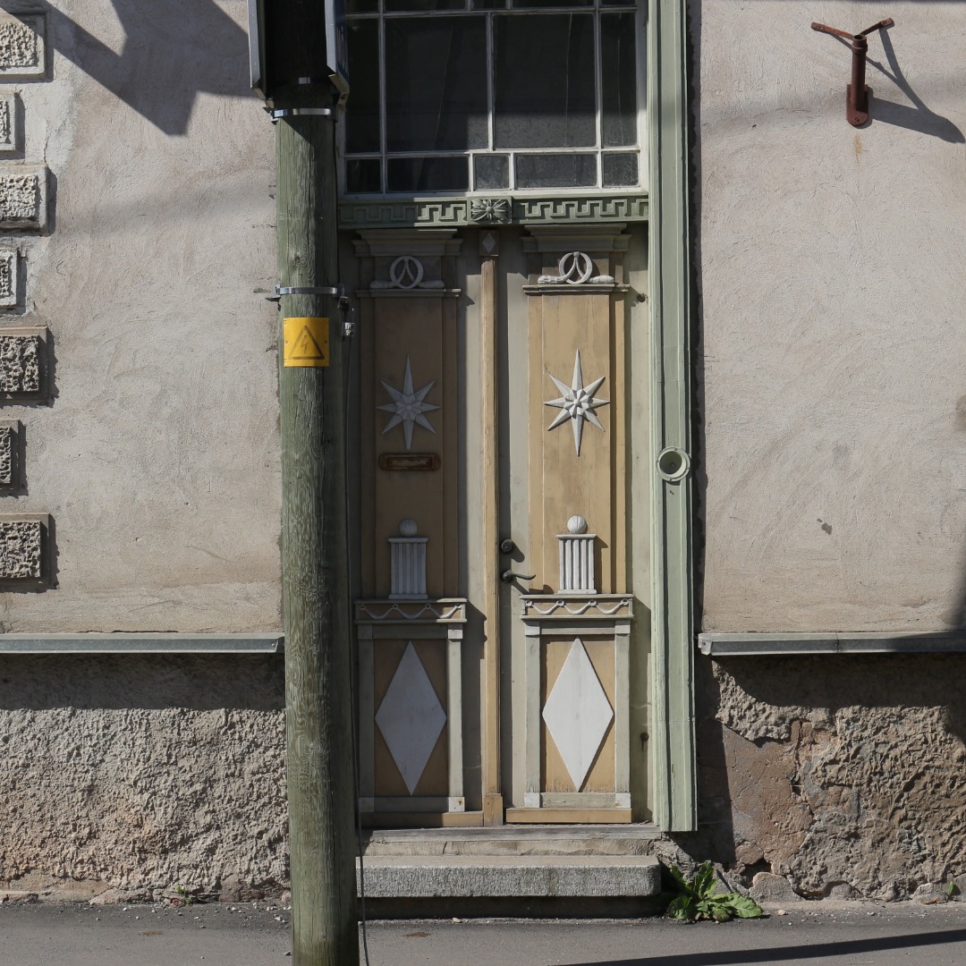 Tartu, Kalevi 27 maja uks rephoto