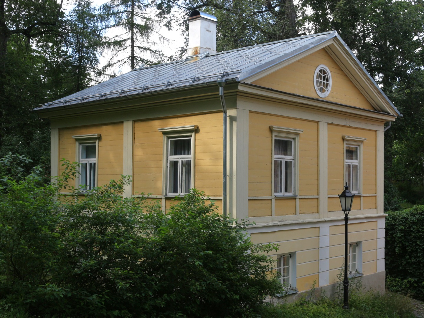 Maja Mitšurini tn 2 Tartus. rephoto