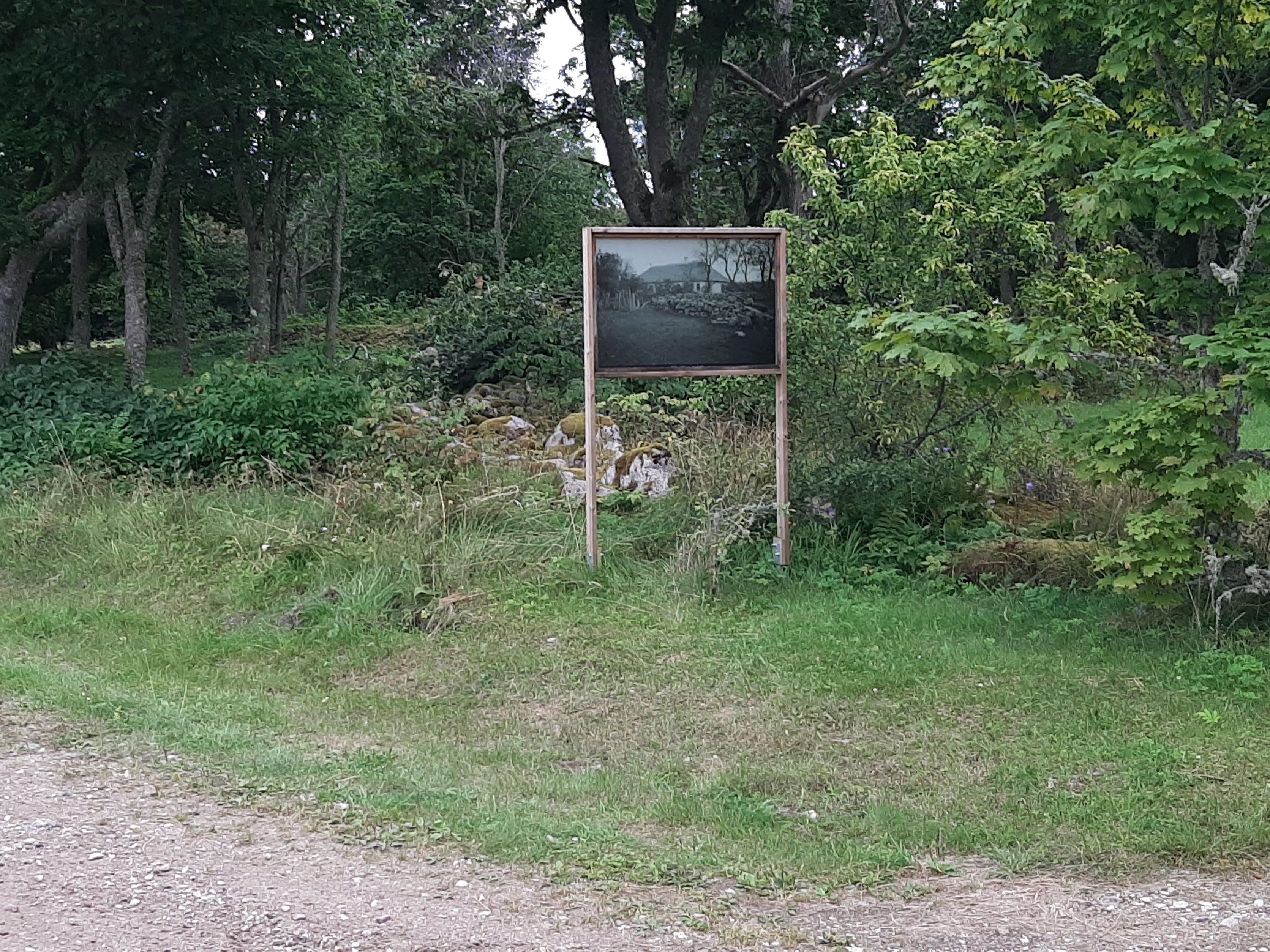 Koolimaja (endine härrastemaja). rephoto