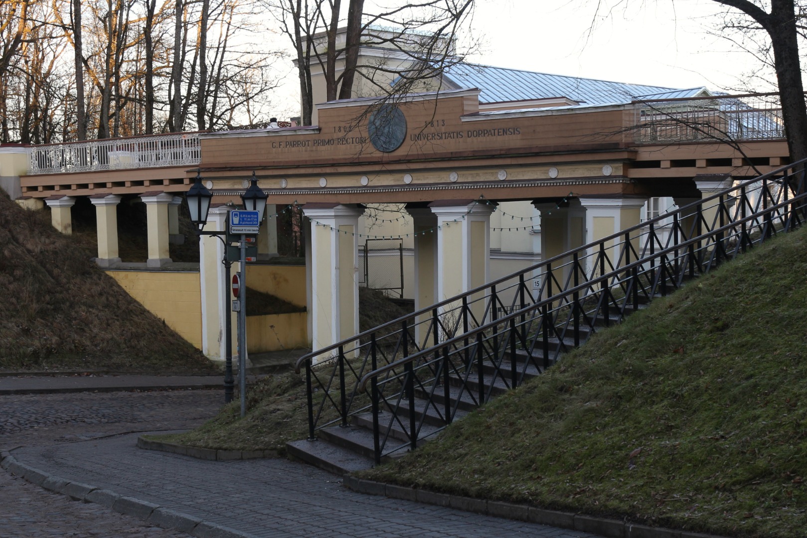Postkaart Andrus Ansipi kogust. Inglisild rephoto