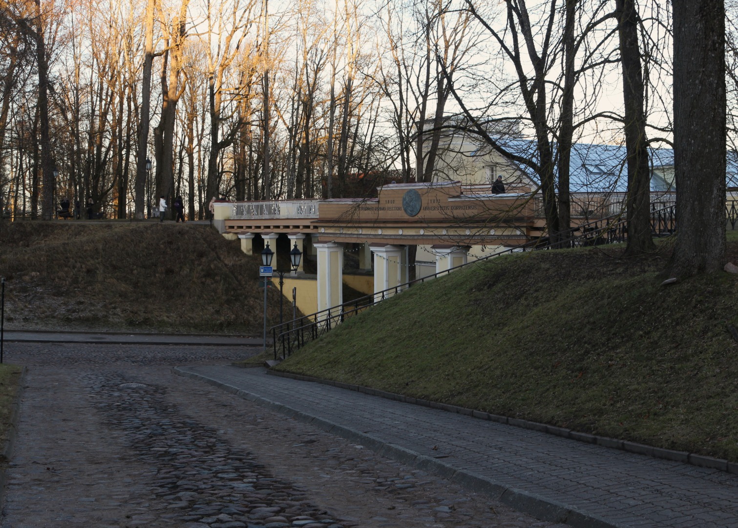 View of the Inglilla. rephoto