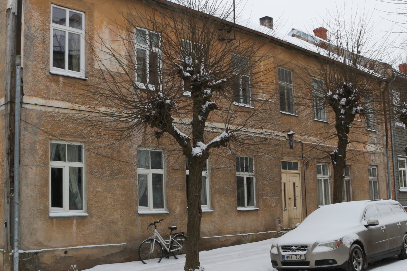 Broken building Tolstoi Street 11. rephoto