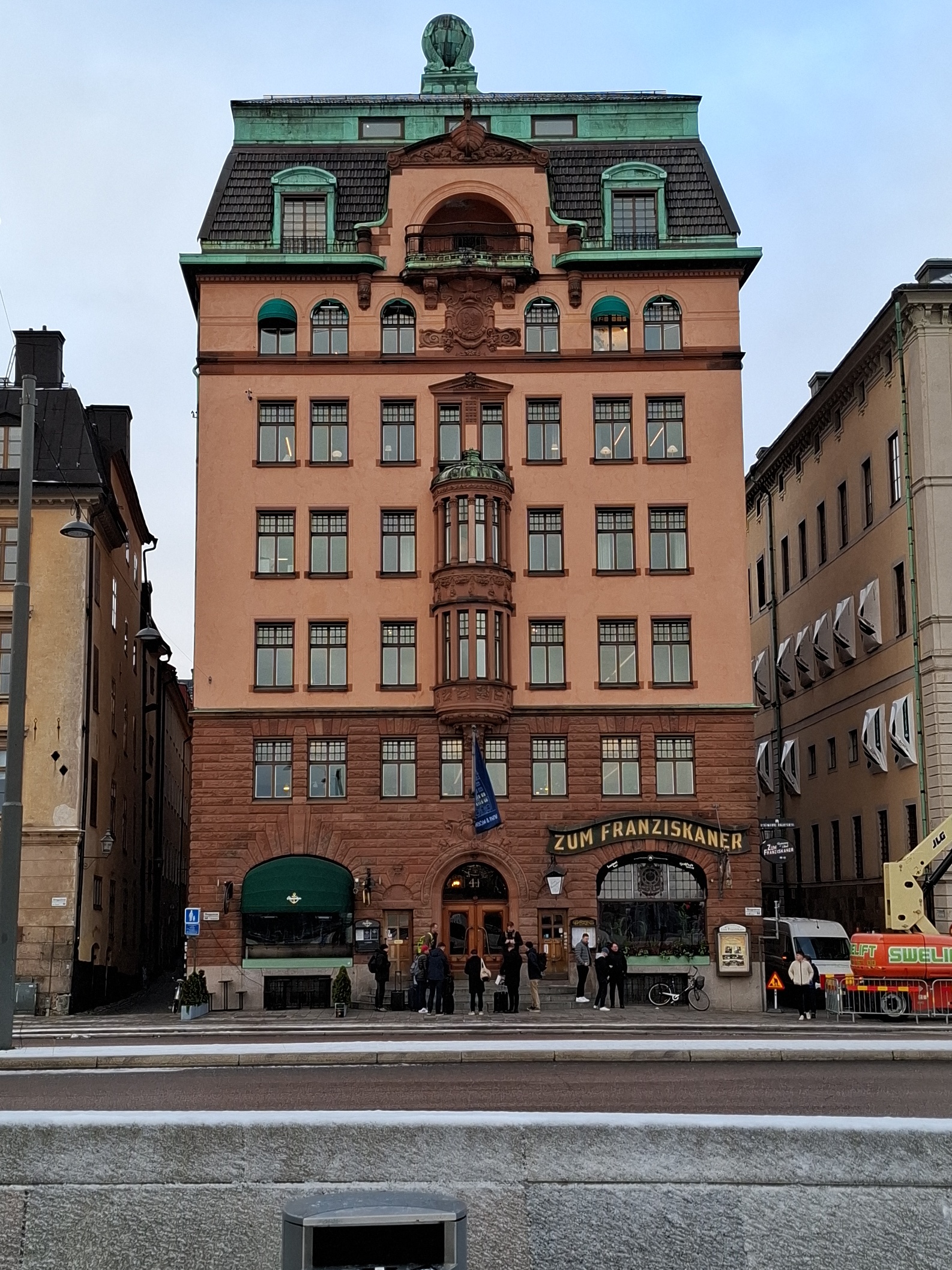 ZumFranziskaner - Quarteret Narcissus. Skeppsbron 44. Gamla Stan. rephoto