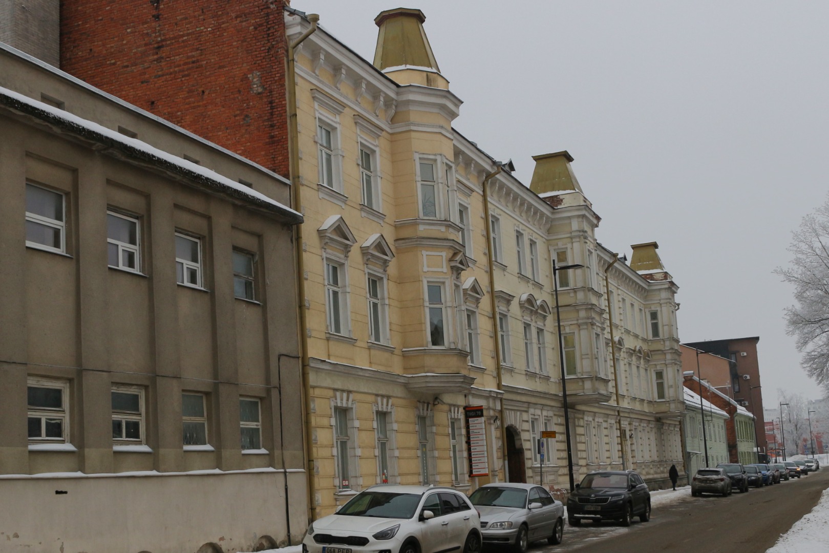 Tartu Riikliku Ülikooli Ühiselamu Tiigi tänaval rephoto