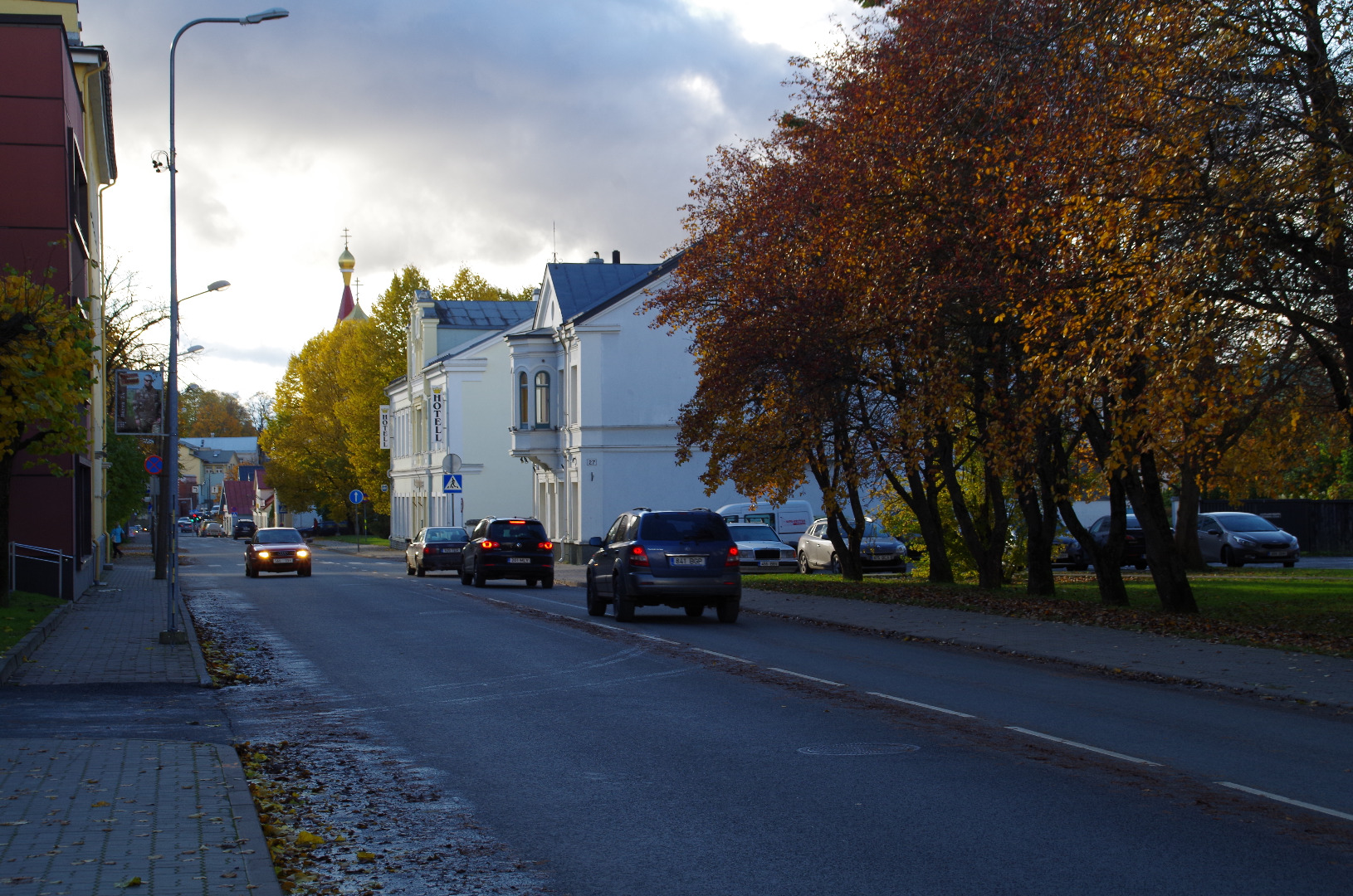 Rakvere, Tallinna tänaval punavoor rephoto