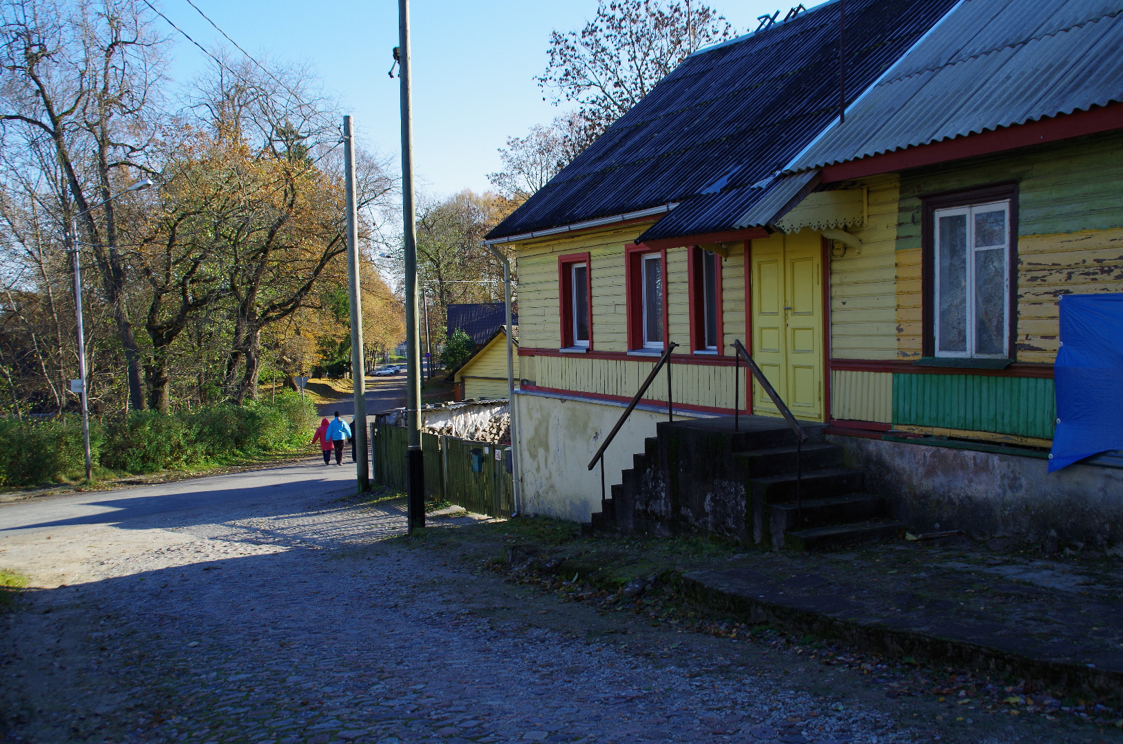 Maja Rakveres Kunderi ja Tammiku tänava nurgal rephoto
