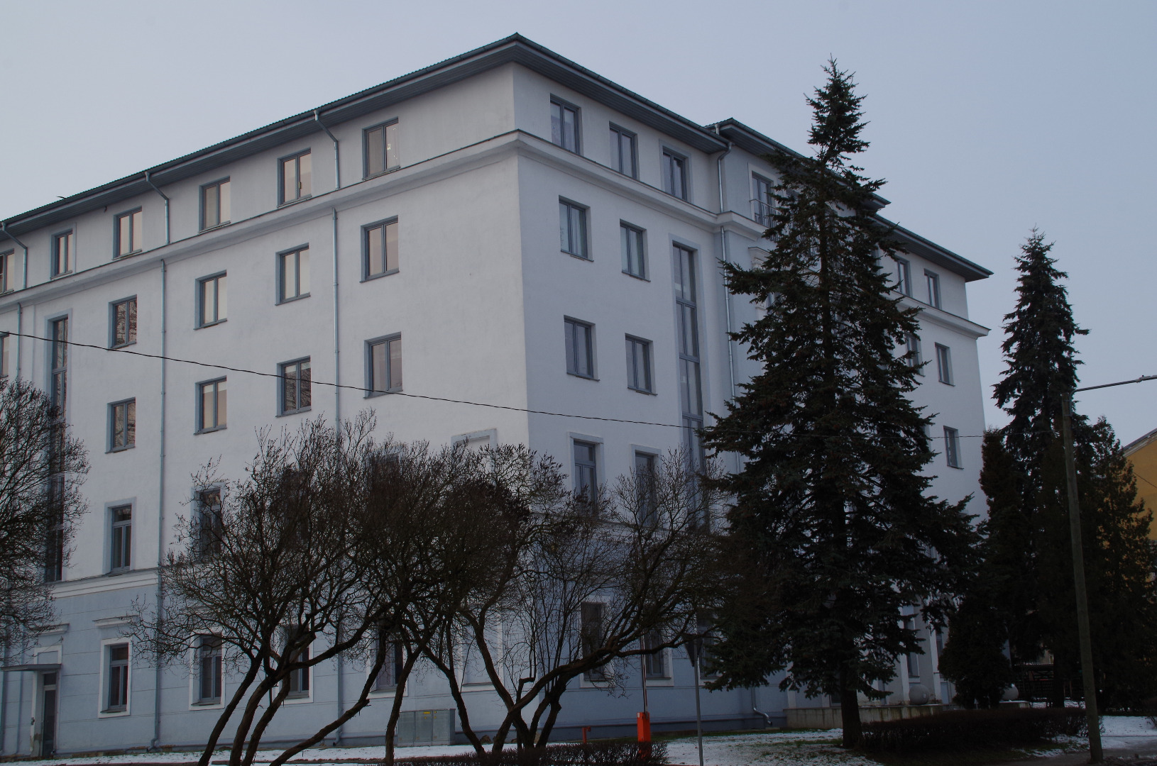 Tartu ülikool, lõpetatakse ühiselamu Pälsoni 23 (Pepleri 23) ehitamist. 1953. Foto Hillar Palamets. rephoto