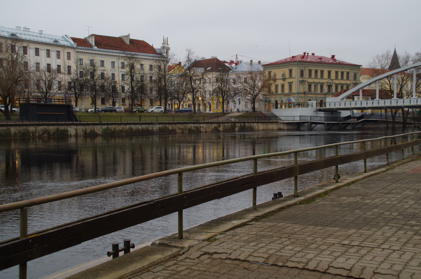 Spring Days of students 1992, in front of the boat rally Kaunas Emajõel rephoto