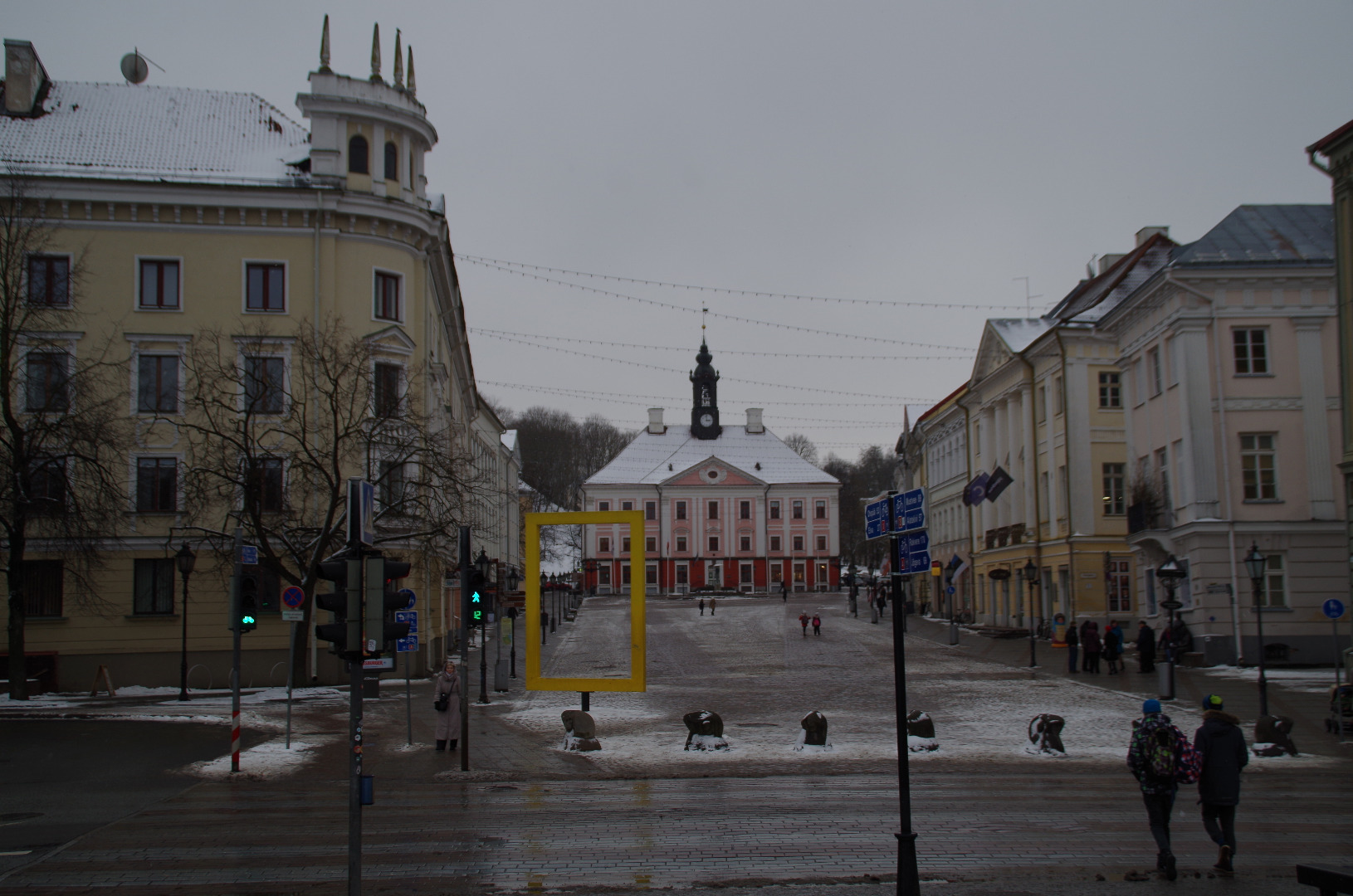 Tartu raekoda ja Raekoja plats Kivisillalt rephoto