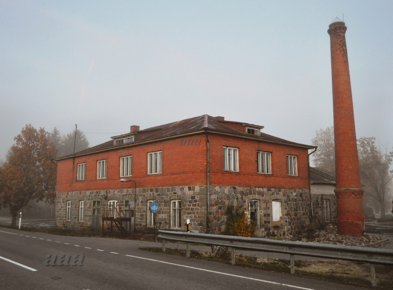 Oiu Milk Association building, 1931. rephoto