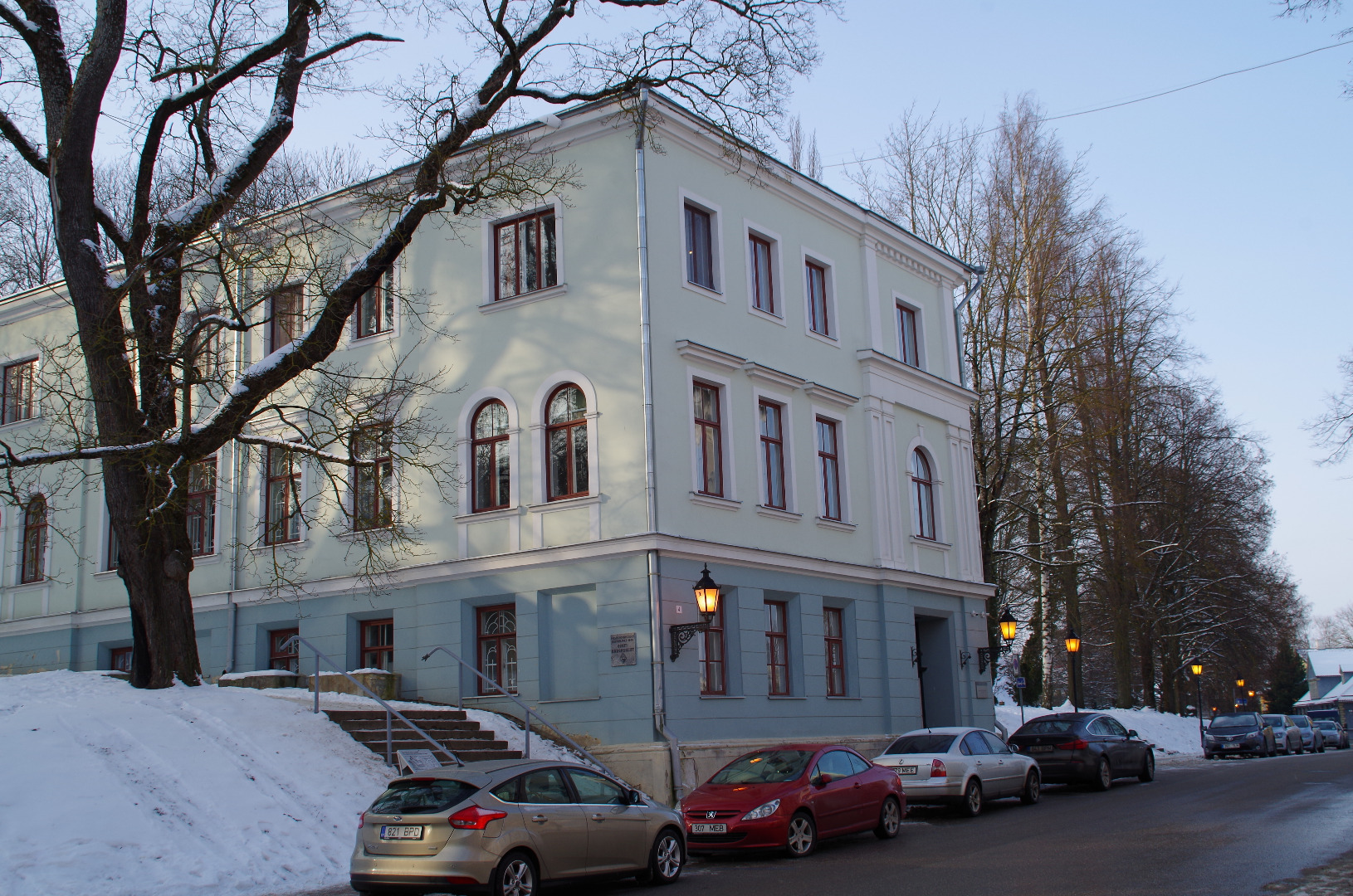 Tartu. Building of the Estonian Karskus Union on Jakobi Street on the hill of Toomemäe rephoto