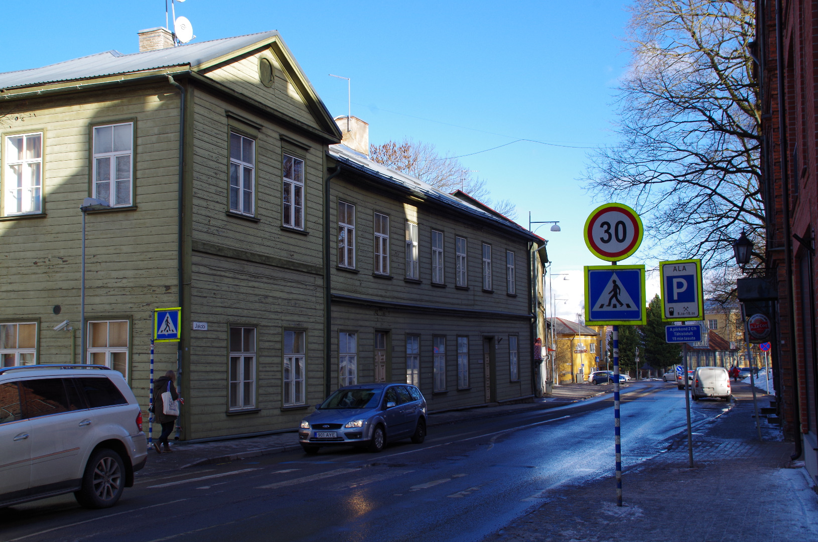 Tartu linnavaade. Saksa Gümnaasium Gustav Adolfi tn. 1962.a. rephoto