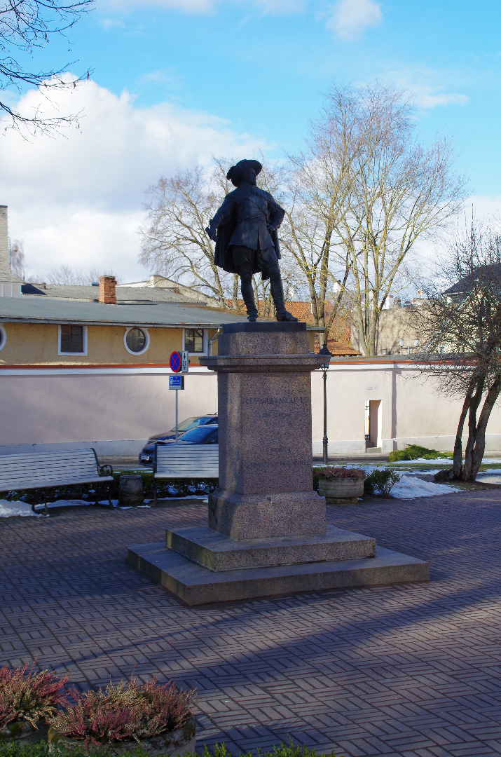 Firefighters at Gustav Adolf's fair pillar on the anniversary of the Tartu Vabatahtliku Firefi rephoto