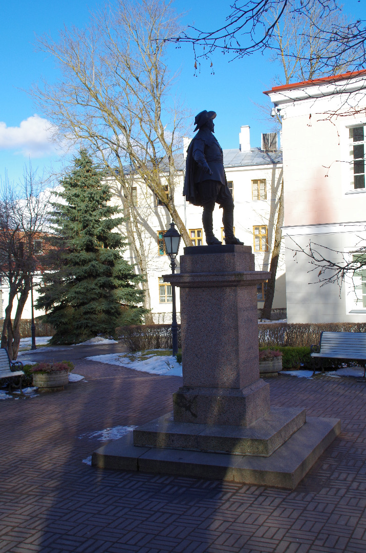 Gustav Adolfi embroidery in Tartu rephoto