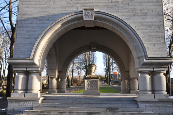 Monument of the fallen in the Estonian War of Independence in Tallinn on the Defence Forces cemetery rephoto