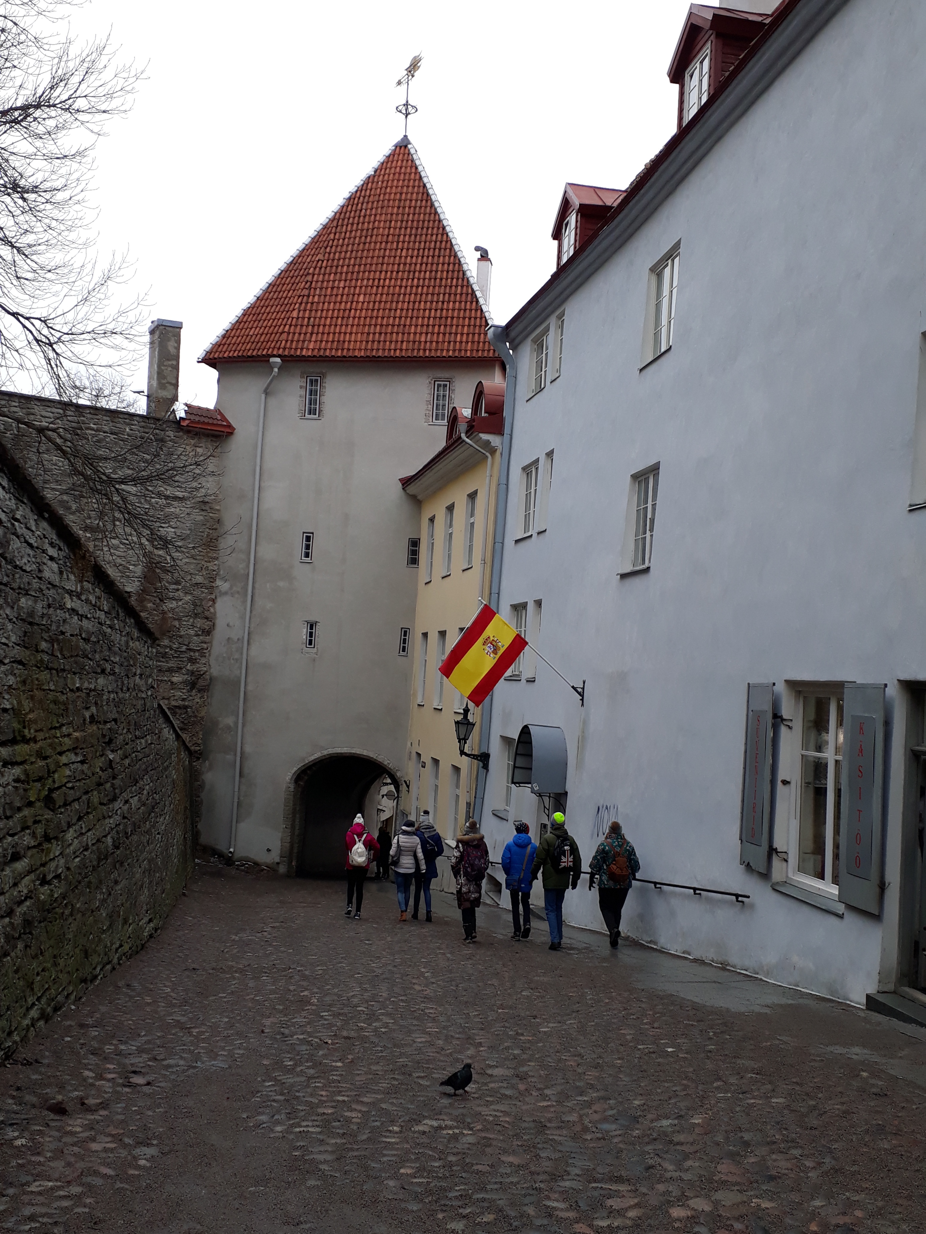 Long leg gate tower, view along Long leg rephoto
