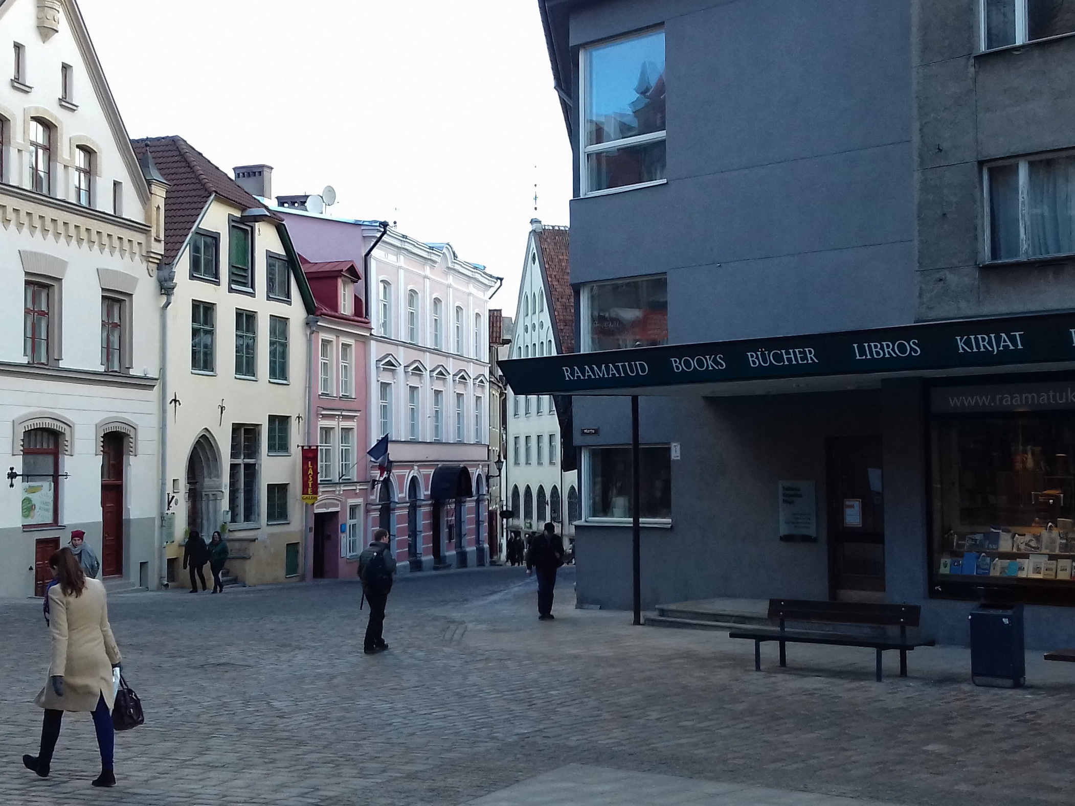 Harju-kuninga street corner. rephoto
