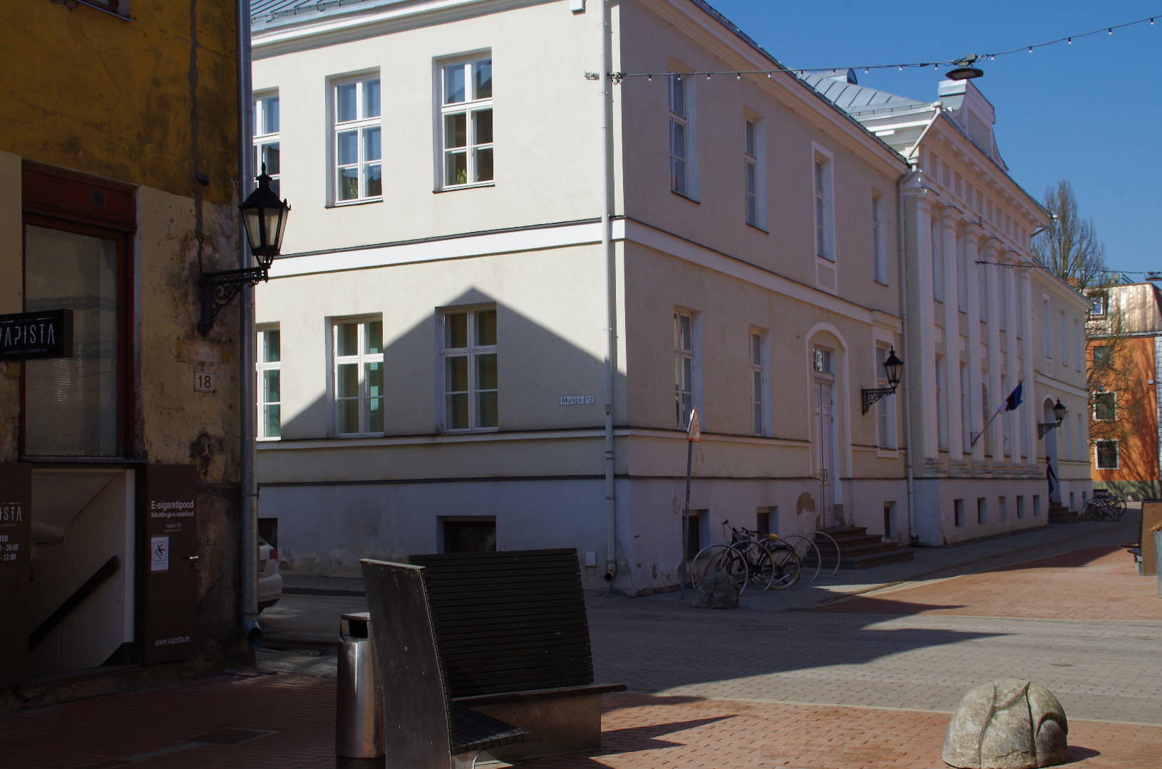 Tartu I keskkool (Rüütli t poolne fassaad),  1975-1980. rephoto