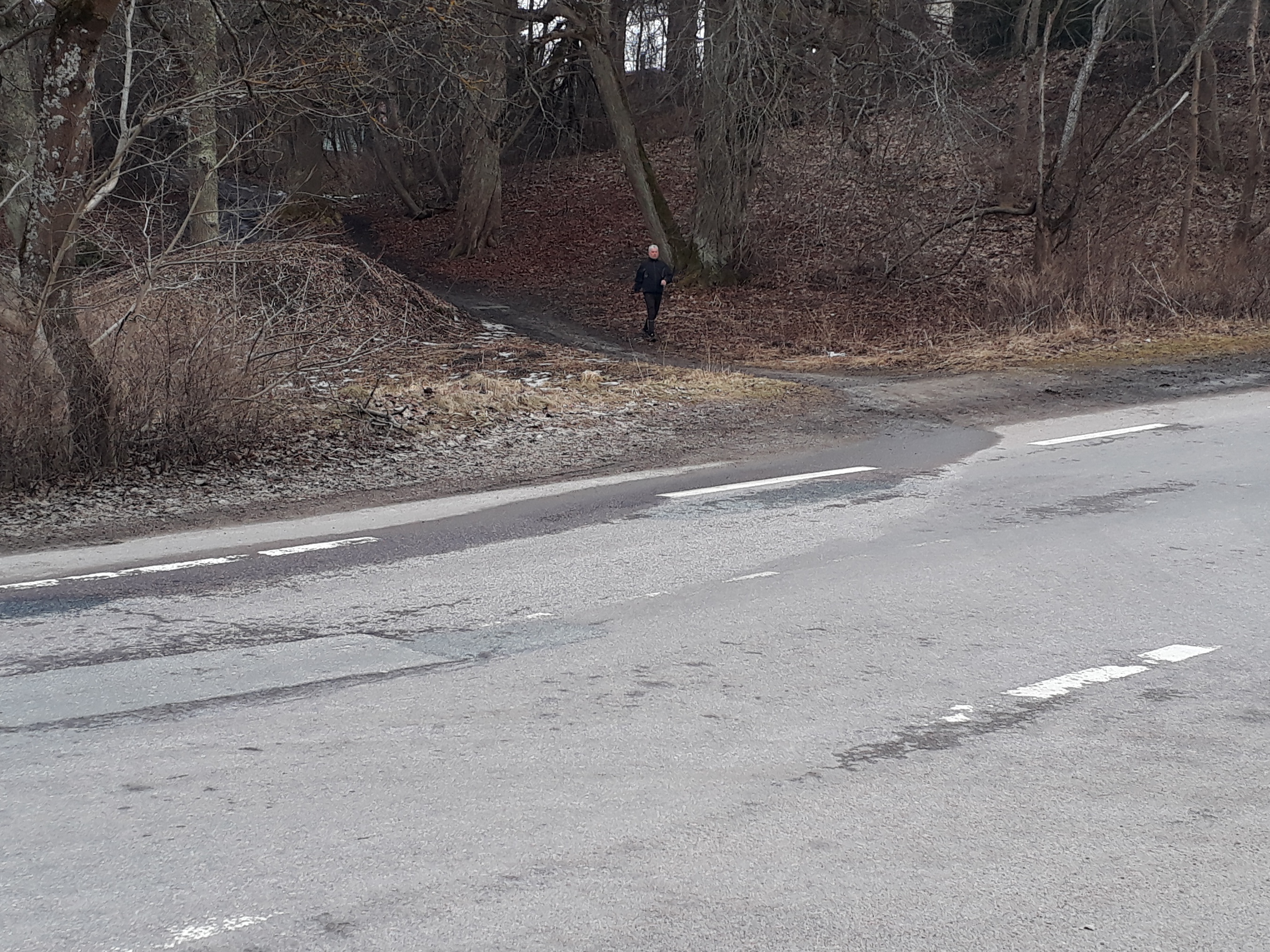 Kalevi Suursõit on the Pirita-Kose-Kloostrimetsa circular track. On the track of a racing car rephoto