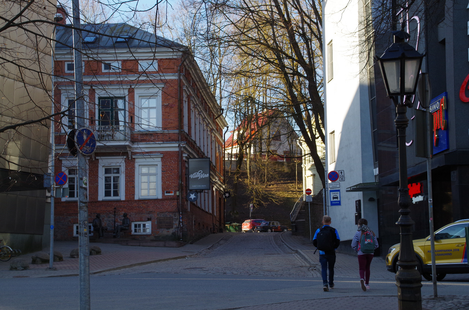 Tartu. Beginning of Vallikraavi Street rephoto