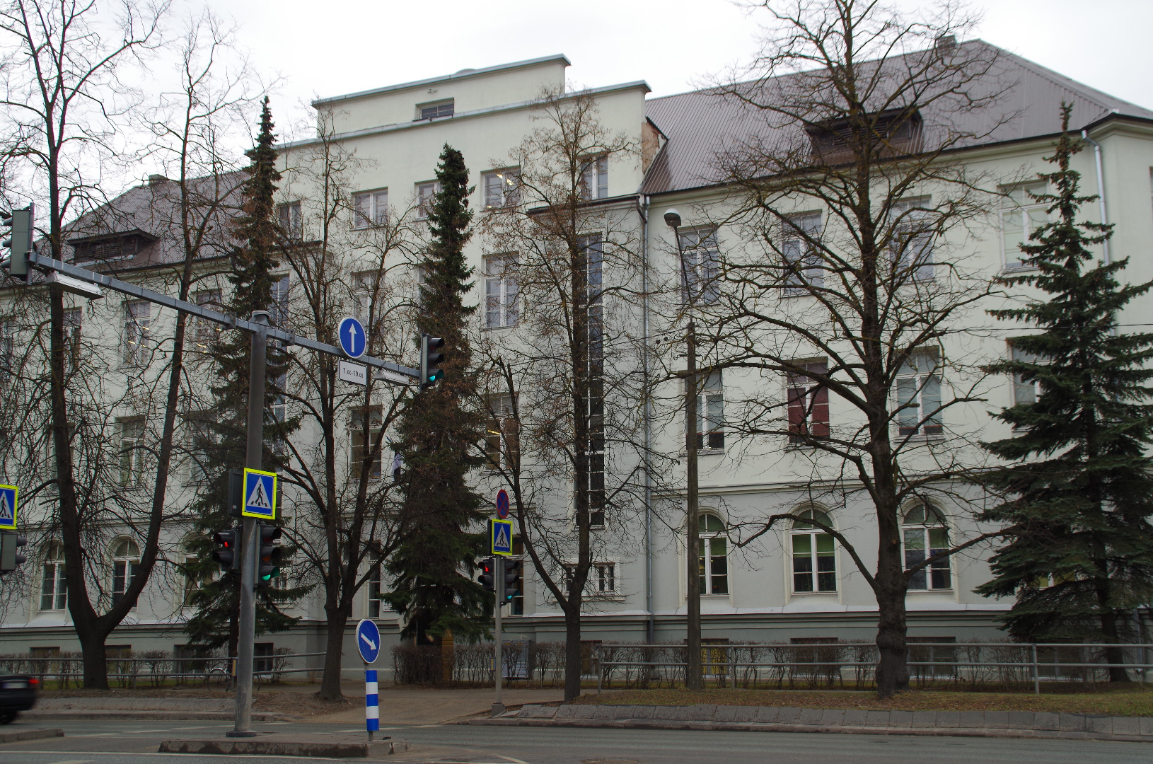 Real School of the Sons on Riga Street rephoto